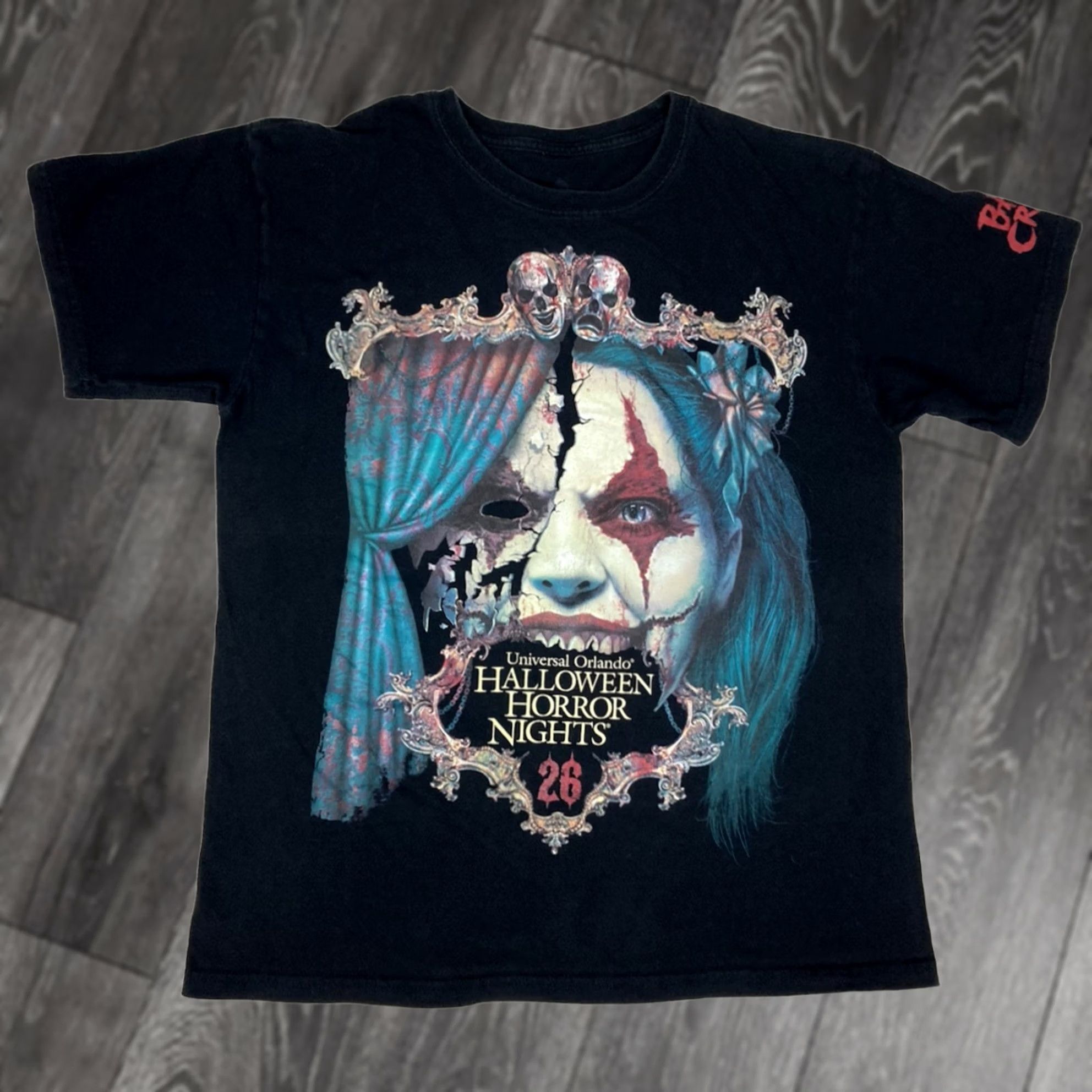 Vintage Universal Studios Halloween Horror Nights 26 Graphic T-shirt Women Medium Black Size M / US 6-8 / IT 42-44 - 1 Thumbnail