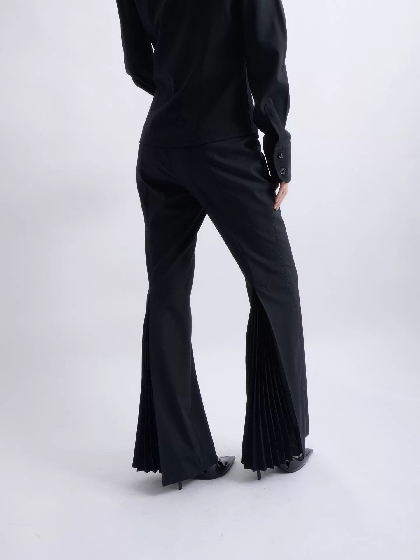 Jean Paul Gaultier Jean Paul Gaultier 00s Women's Black Pleated Flare Pants Size 26" / US 2 / IT 38 - 6 Thumbnail