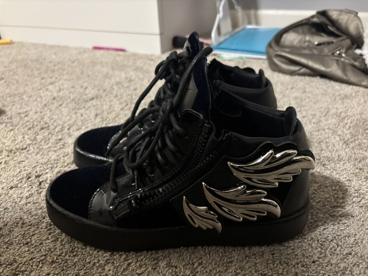 Giuseppe Zanotti Giuseppe Zanotti Veronica Velvet Sneakers Size US 9 / IT 39 - 3 Thumbnail
