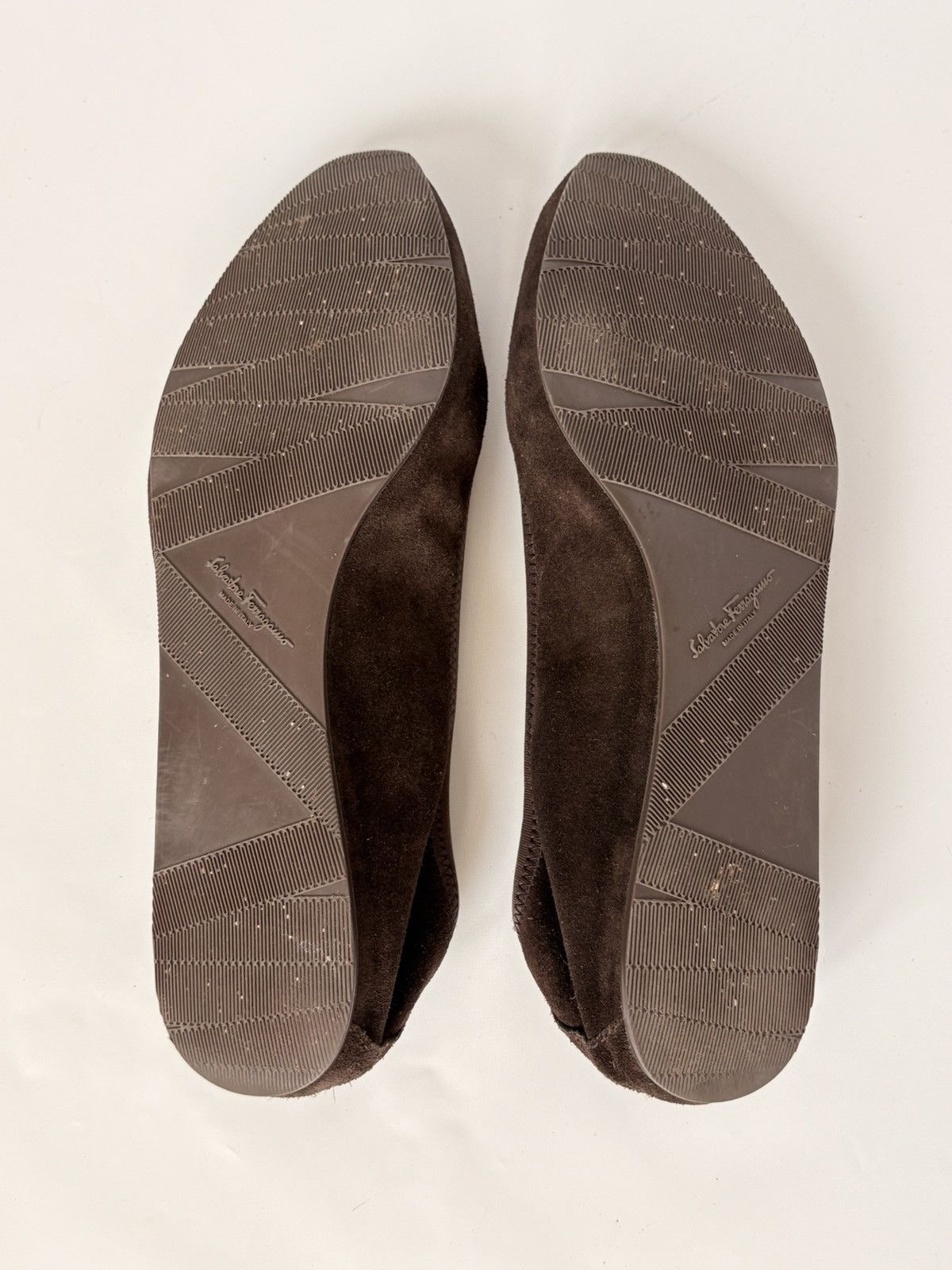 Salvatore Ferragamo Salvatore Ferragamo Brown Suede Ballet Flats Bow 40.5 10 Size US 10 / IT 40 - 11 Thumbnail