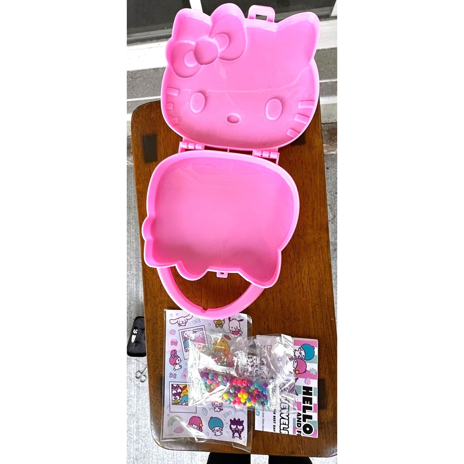 Japanese Brand New Sanrio Hello Kitty Pink Jewelry Case With Acessories Cra Size ONE SIZE - 9 Thumbnail