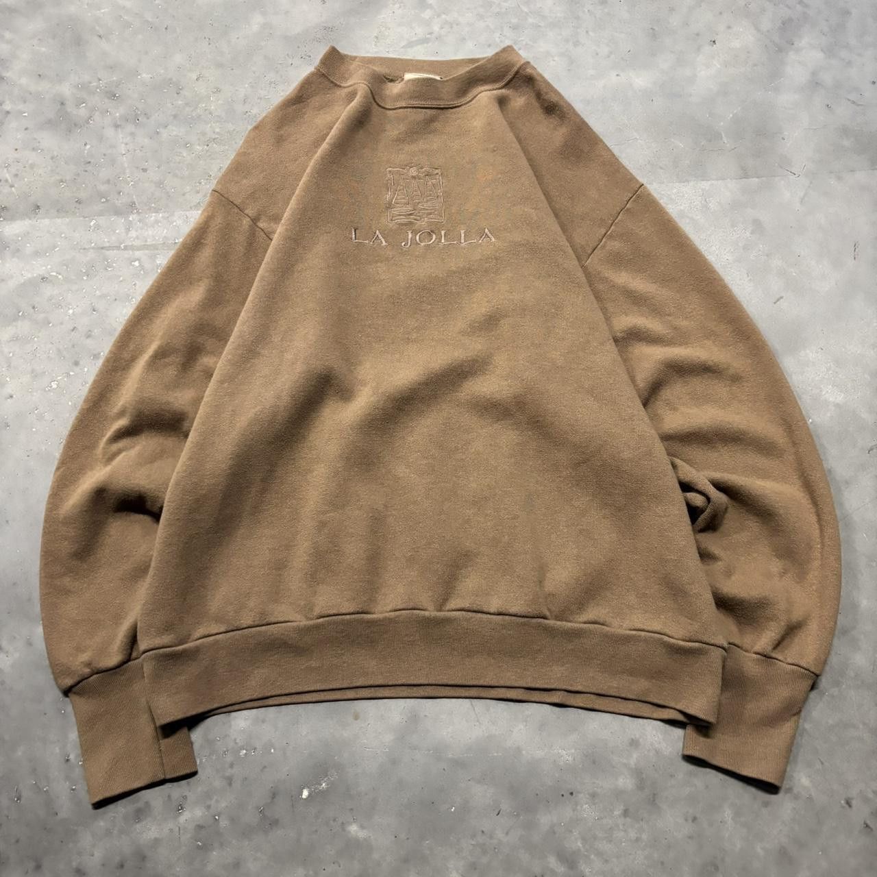 Japanese Brand × Vintage Crazy Vintage 90s Light Brown Made In USA Crewneck! Size US L / EU 52-54 / 3 - 1 Thumbnail