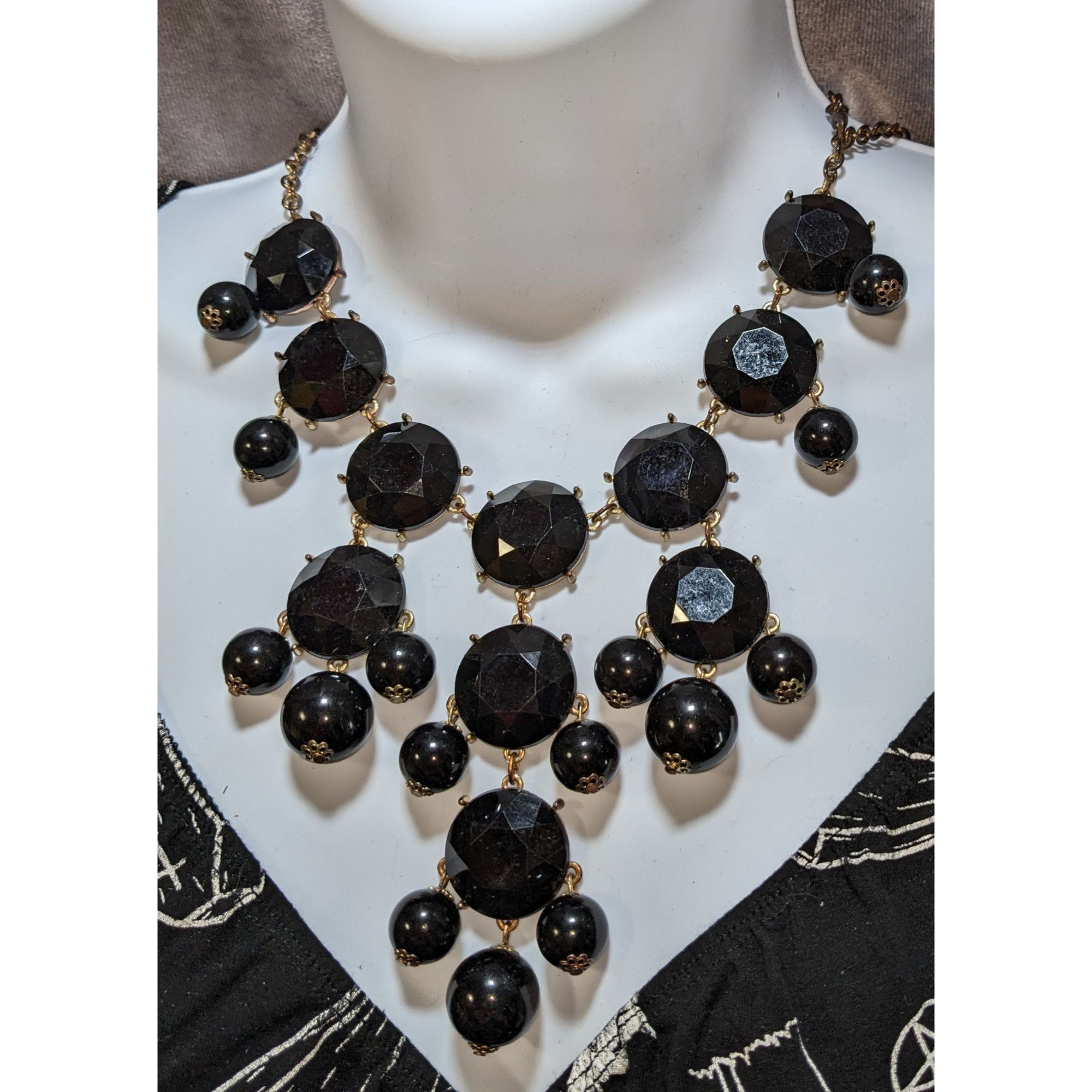 Other Glam Goth Statement Necklace With Black Faceted Gems Size ONE SIZE - 5 Thumbnail