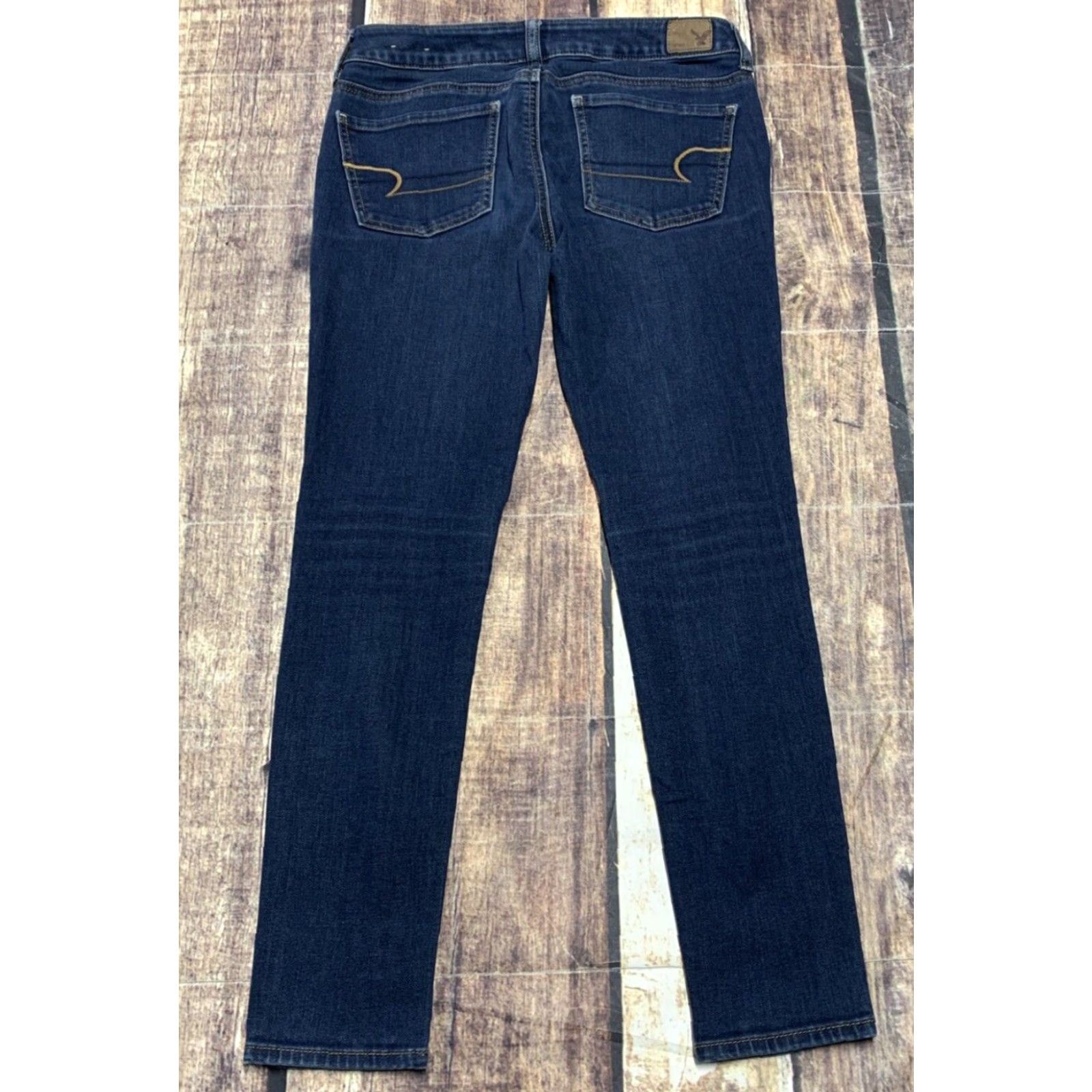American Eagle Outfitters American Eagle Outfitters Jeans Jegging 29 X 26 Stretch size 2 Dark Wash Womens Slim Modern 90s Inspired Size 26" / US 2 / IT 38 - 2 Thumbnail