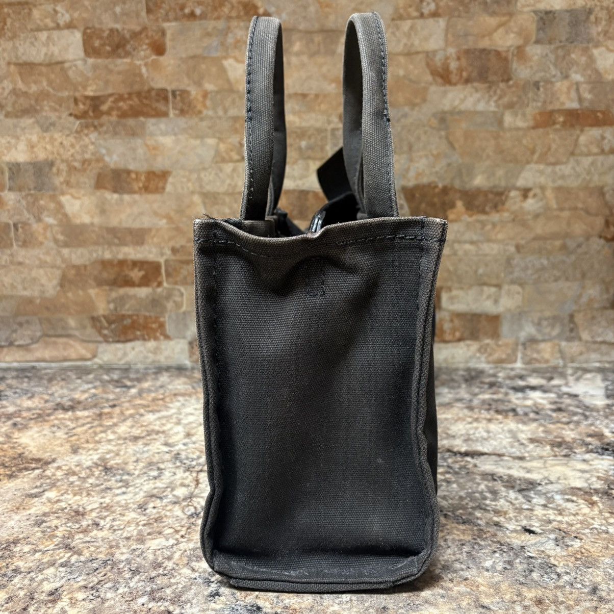 Marc Jacobs Marc Jacobs The Tote Bag Canvas in Washed Black Size ONE SIZE - 4 Thumbnail