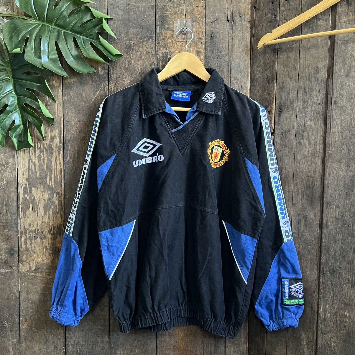 トップス 00s Vintage Euro Umbro Drill Top 2000-02 England Umbro 1/4 Zip Drill Top - 8/10 - (L)