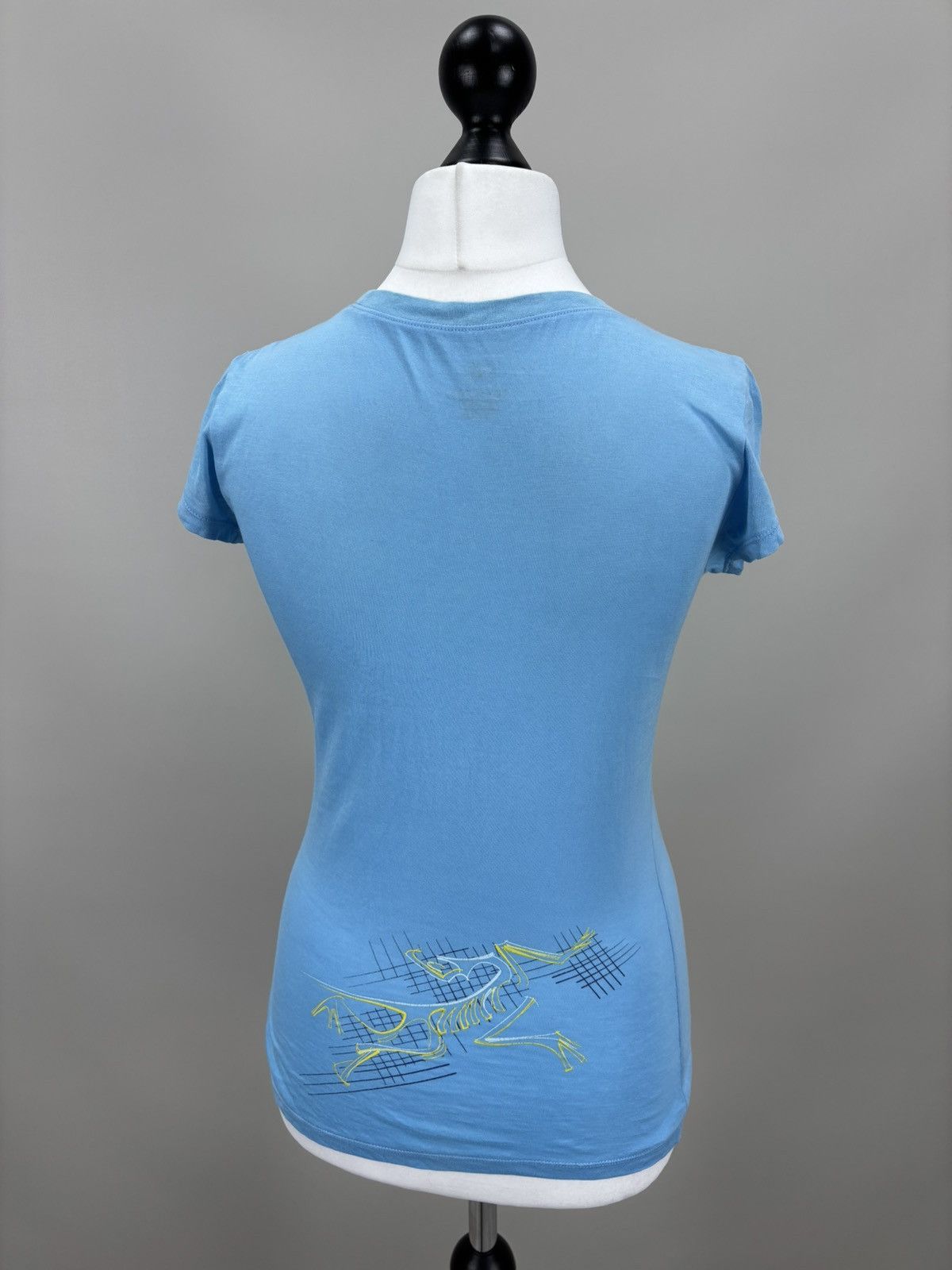 Arc'teryx Womens t shirt Arc'teryx Size S Color Blue Size S / US 4 / IT 40 - 5 Thumbnail