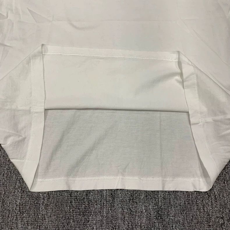 Louis Vuitton Louis Vuitton White embroidered small logo short sleeve Size US L / EU 52-54 / 3 - 8 Thumbnail