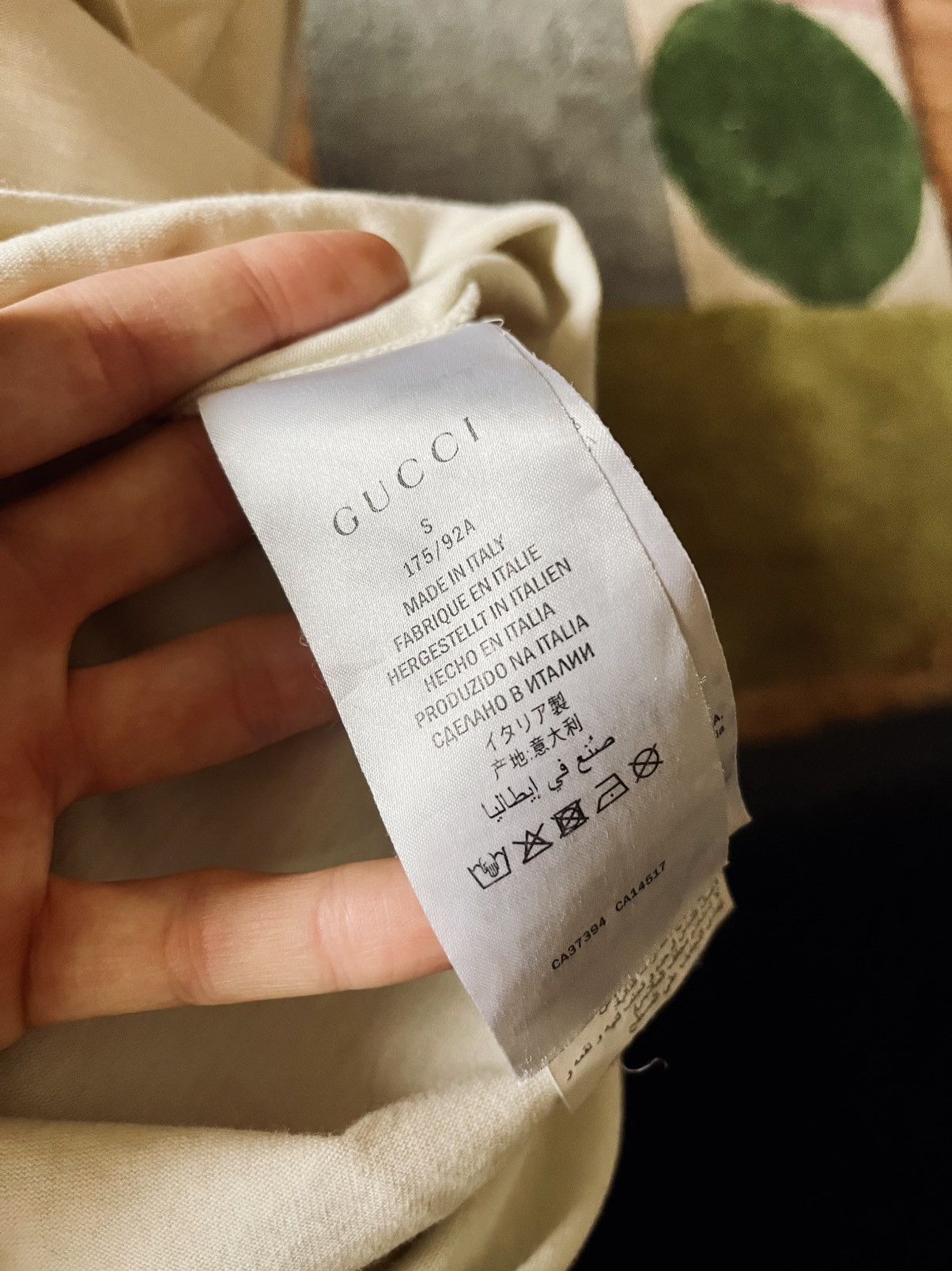 Gucci Men’s Cream Gucci Shirt w/ Embroidered Graphic Size US M / EU 48-50 / 2 - 3 Thumbnail