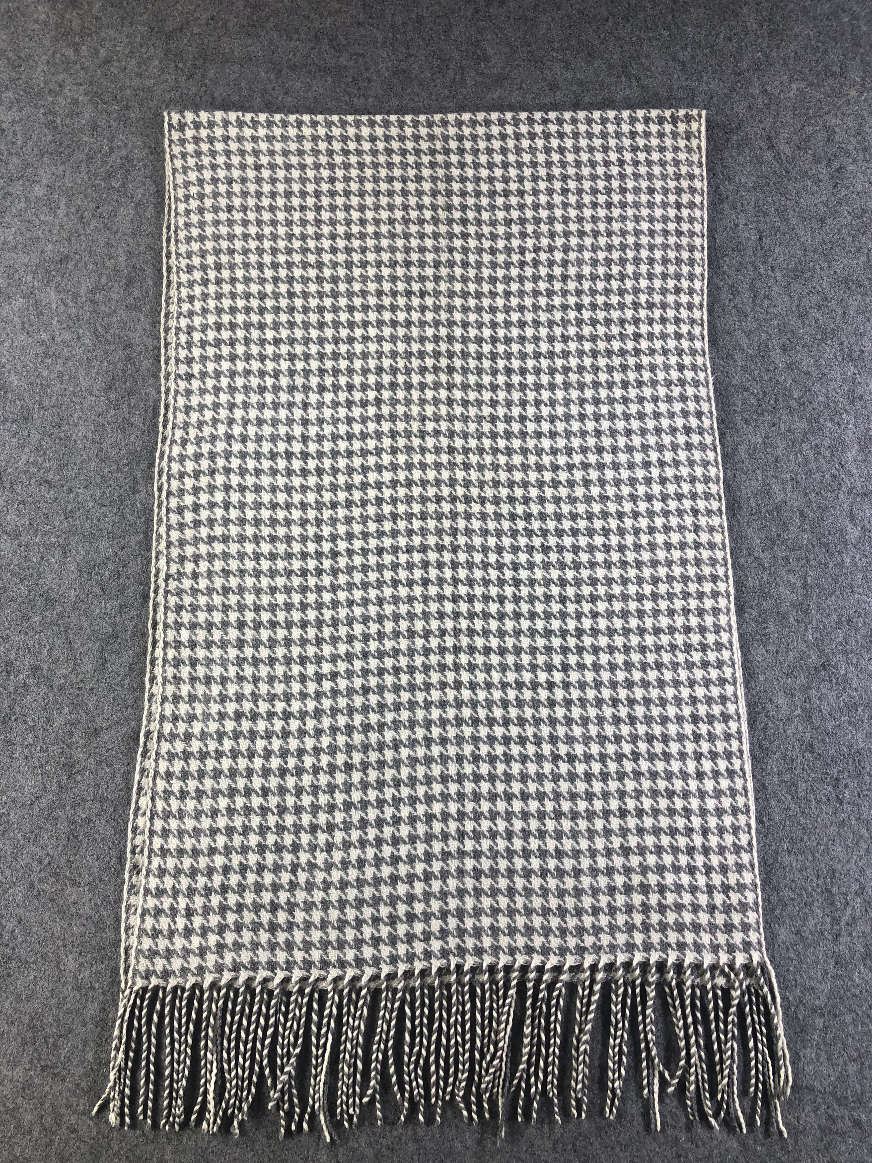 Vintage Luciano Soprani Scarf / Muffler / Neckwear Size ONE SIZE - 2 Thumbnail