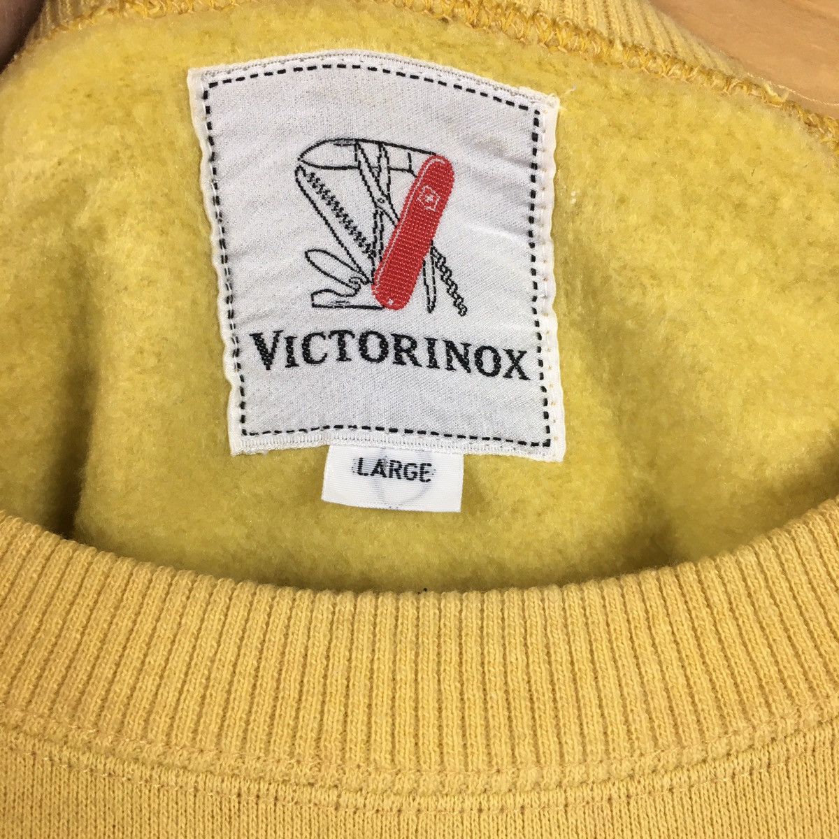 Victorinox Vintage Victorinox Mustard Crewneck Size US L / EU 52-54 / 3 - 7 Thumbnail