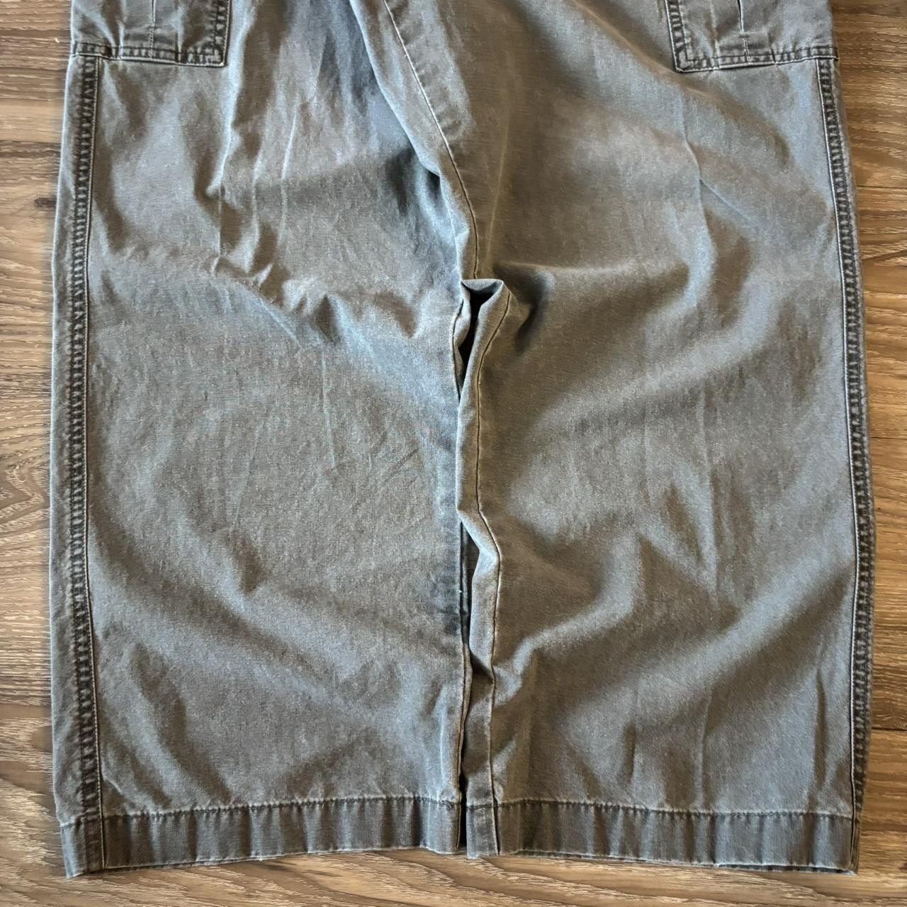 Vintage Crazy Vintage Y2K/2000s Baggy Grey Workwear Skater Style Cargo Pants! 36x28 Size US 36 / EU 52 - 6 Thumbnail