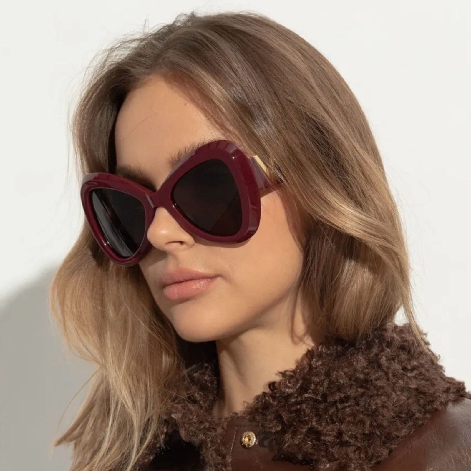 Valentino New! Valentino V GOLD III VLS 138B Sunglasses, Authentic Size ONE SIZE - 3 Thumbnail