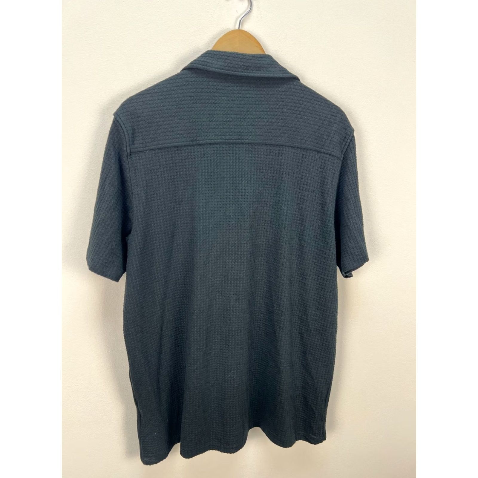 Percival PERCIVAL Shirt Mens Size L Black Short Sleeve Button-Up 90s Vintage Viscose Nylon Textured Pocket All Seasons Summer Spring Size US L / EU 52-54 / 3 - 5 Thumbnail