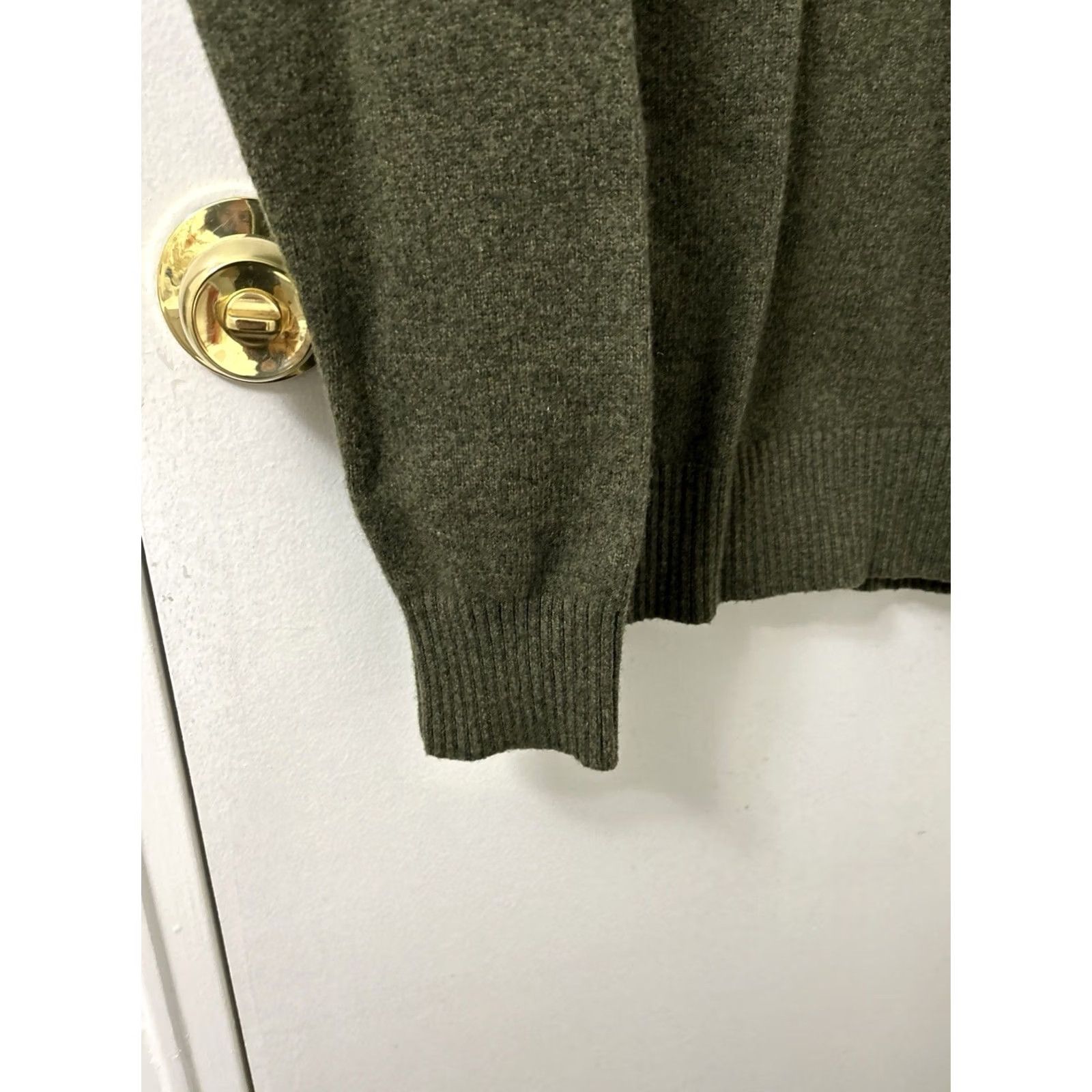 Olive VINTAGE? No — J Crew Sweater Mens L Olive Green Raglan Crewneck L/S Knit Pullover All Seasons Fall Winter Spring Casual Mens Size US L / EU 52-54 / 3 - 6 Thumbnail