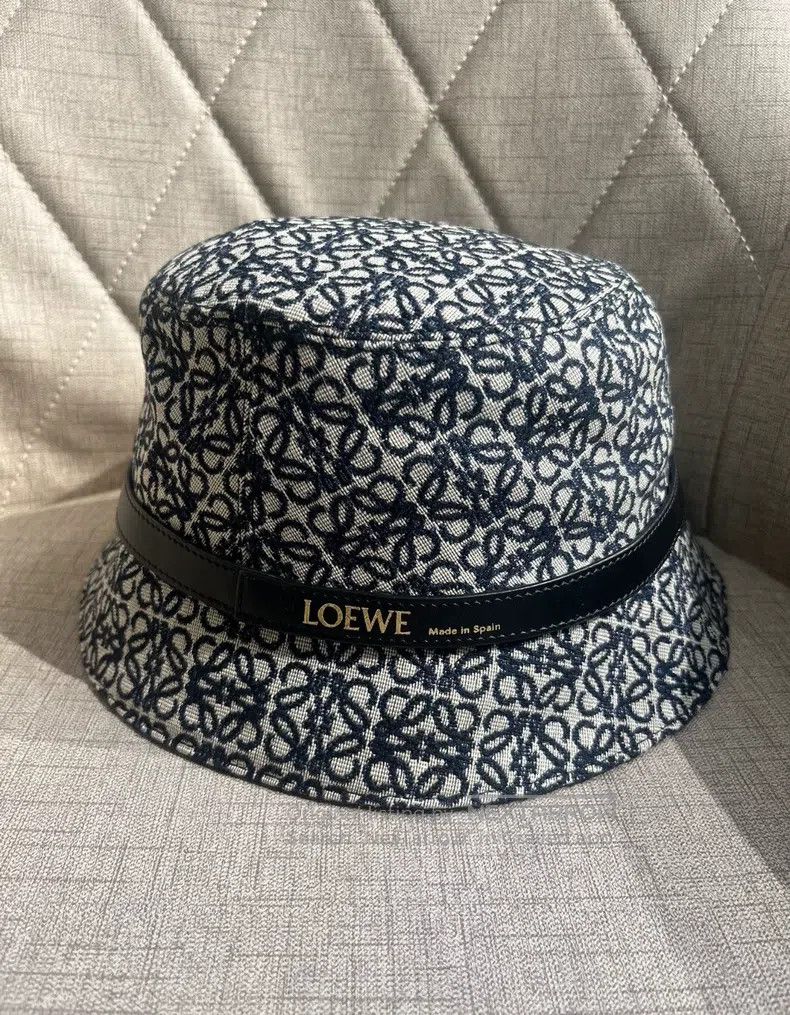 Loewe LOEWE size 59 Full Logo Fisherman's Hat Size ONE SIZE - 1 Thumbnail