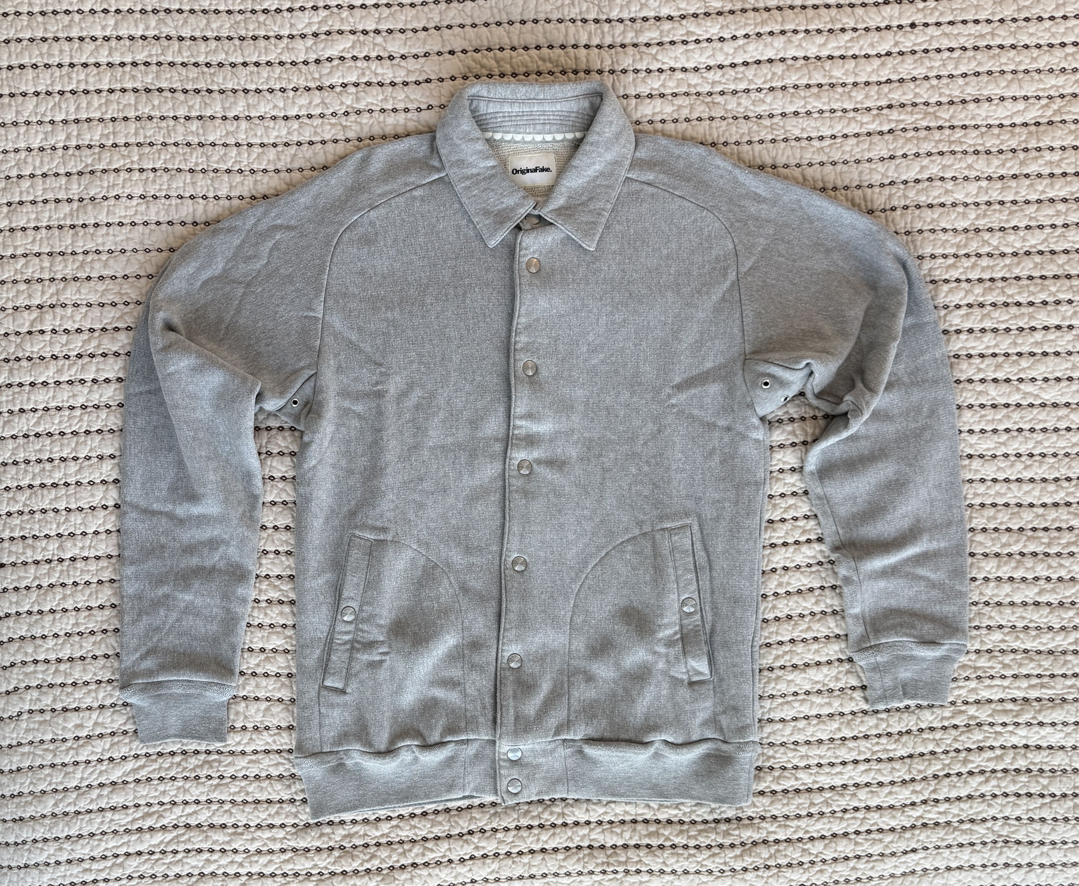 Kaws KAWS ORIGINAL FAKE RAGLAN SWEATSHIRT SNAP JACKET SZ 3 GRAY Size US L / EU 52-54 / 3 - 3 Thumbnail