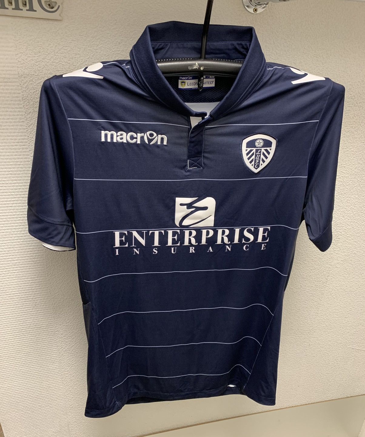Other Leeds United macron soccer jersey L-Xl enterprise Size US L / EU 52-54 / 3 - 1 Thumbnail
