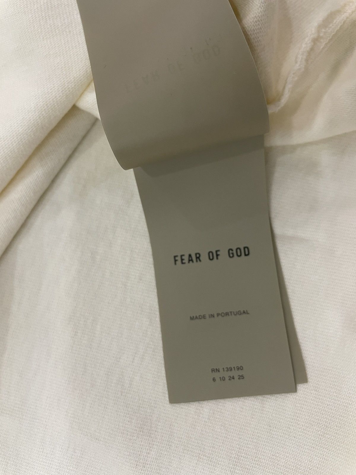 Designer × Fear of God Fear Of God logo black print oversize short sleeve tee Size US S / EU 44-46 / 1 - 10 Thumbnail