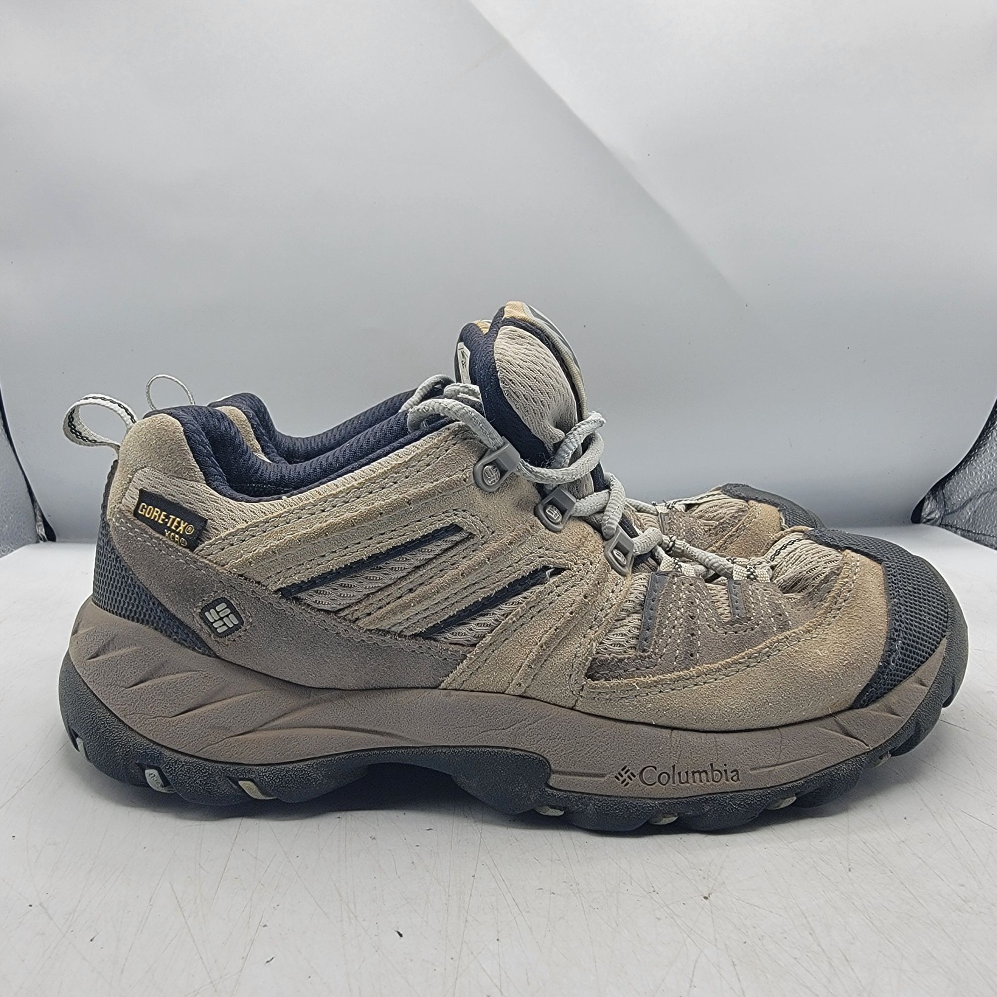 Columbia Columbia Kestrel XCR Womens 8 Brown Shoes Gore Tex Hiking Ca Size US 8 / IT 38 - 13 Thumbnail