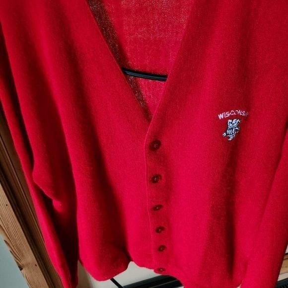 Vintage Vintage Jersild Embroidered Collegiate Univ of Wis Badgers R Size US L / EU 52-54 / 3 - 3 Thumbnail
