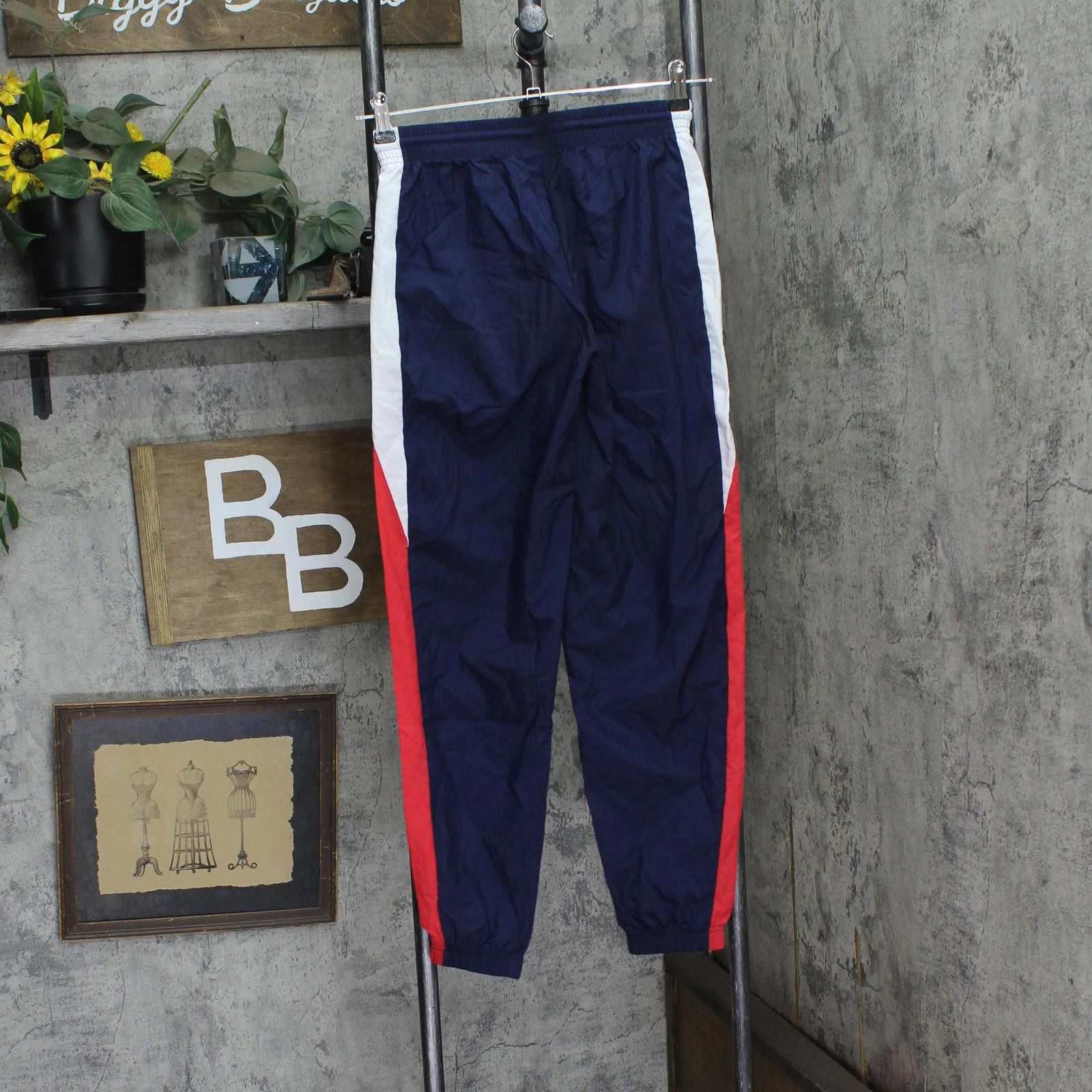 Reebok Nwt Reebok Nylon Track Pants It5650 Vector Navy Blue S Size 28" / US 6 / IT 42 - 2 Thumbnail