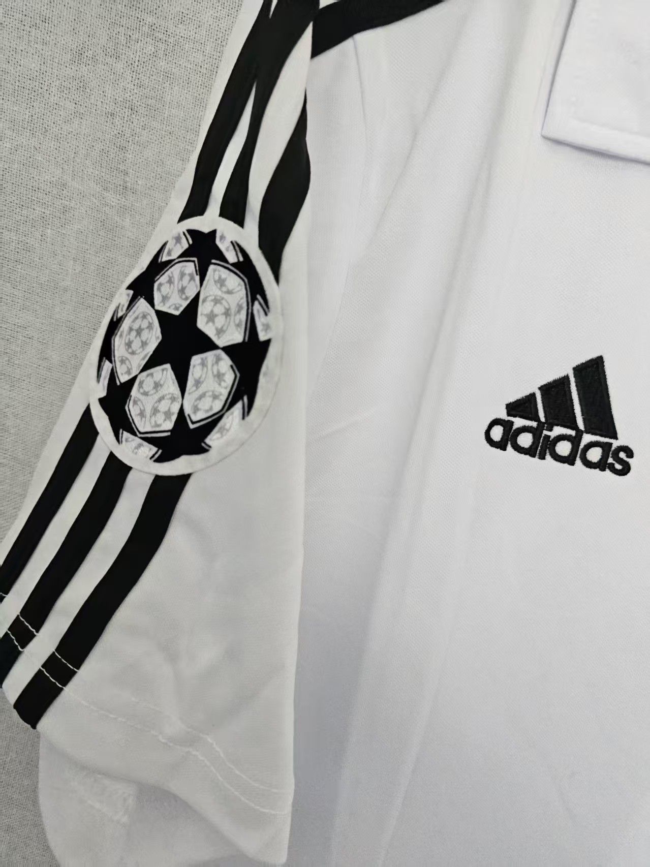 Other 2003 Real Madrid 5 Zidane Jersey Home Size US XL / EU 56 / 4 - 4 Thumbnail