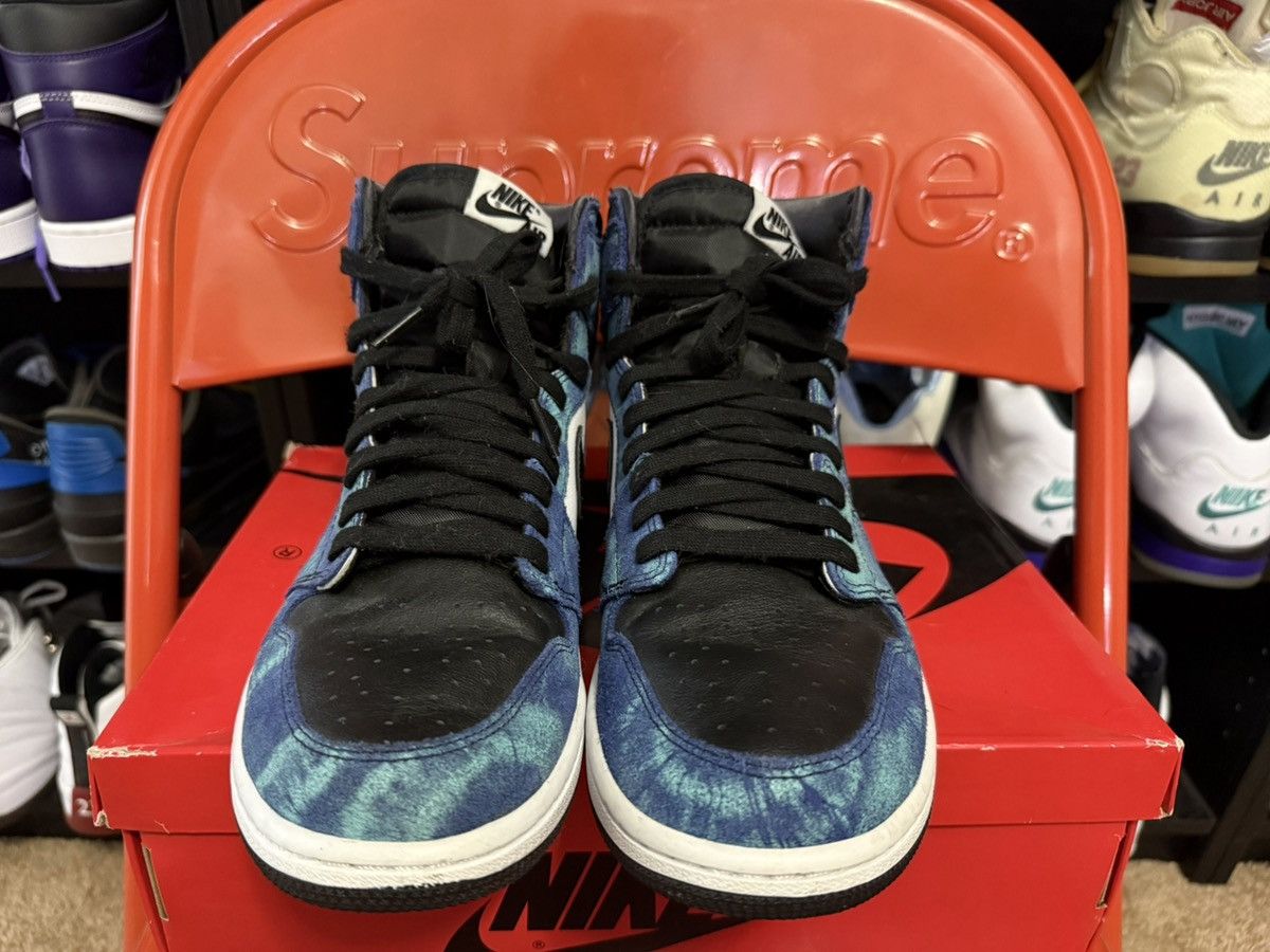 Jordan Brand Wmns Air Jordan 1 Retro High OG ‘Tie-Dye’ Size US 11.5 / EU 44-45 - 4 Thumbnail