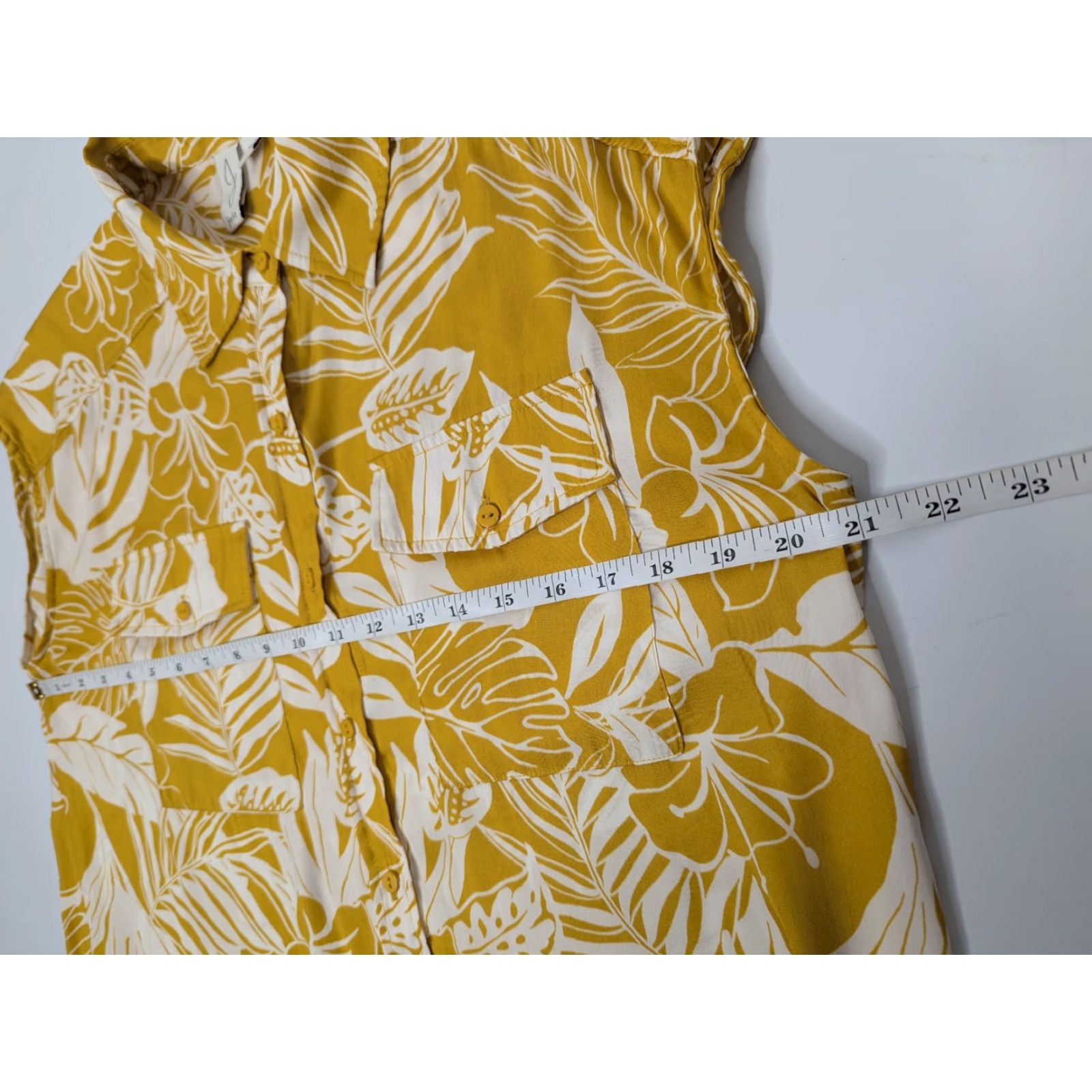 Joie JOIE Yellow Floral Sleeveless Blouse Top Medium - Tropical Button Front Collared Shirt Women's夏? Size M / US 6-8 / IT 42-44 - 4 Thumbnail