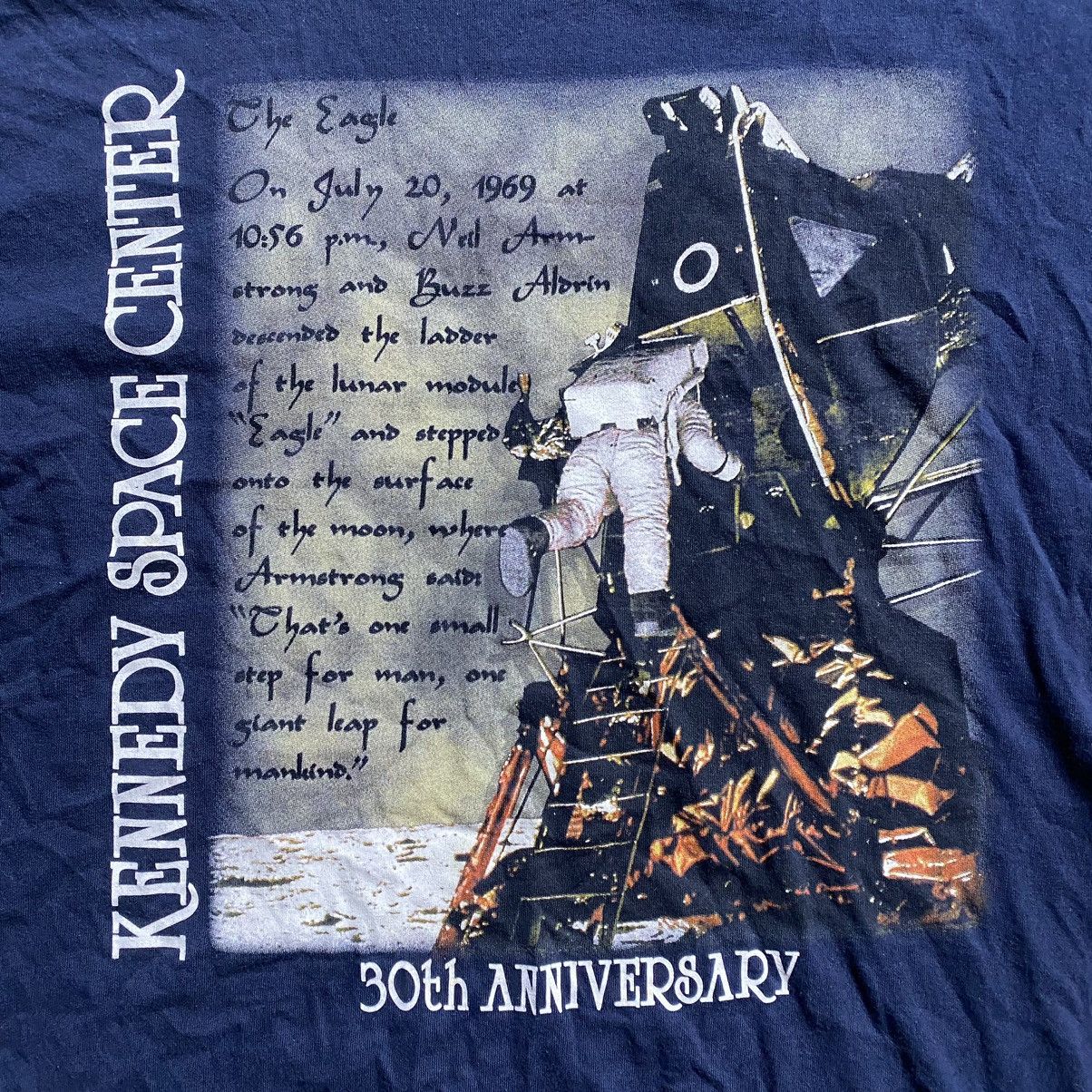 NASA VINTAGE KENNEDY SPACE CENTER 30th ANNIVERSARY T SHIRT Size US L / EU 52-54 / 3 - 2 Thumbnail