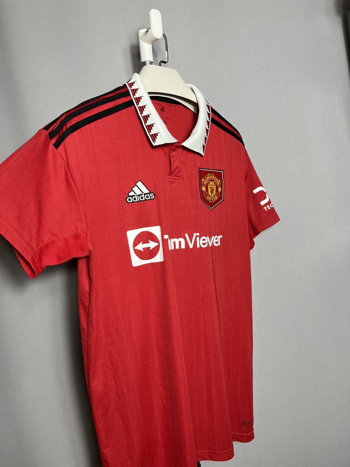 Adidas Manchester United Jersey mens red football 2022 2023 home Size US L / EU 52-54 / 3 - 2 Thumbnail