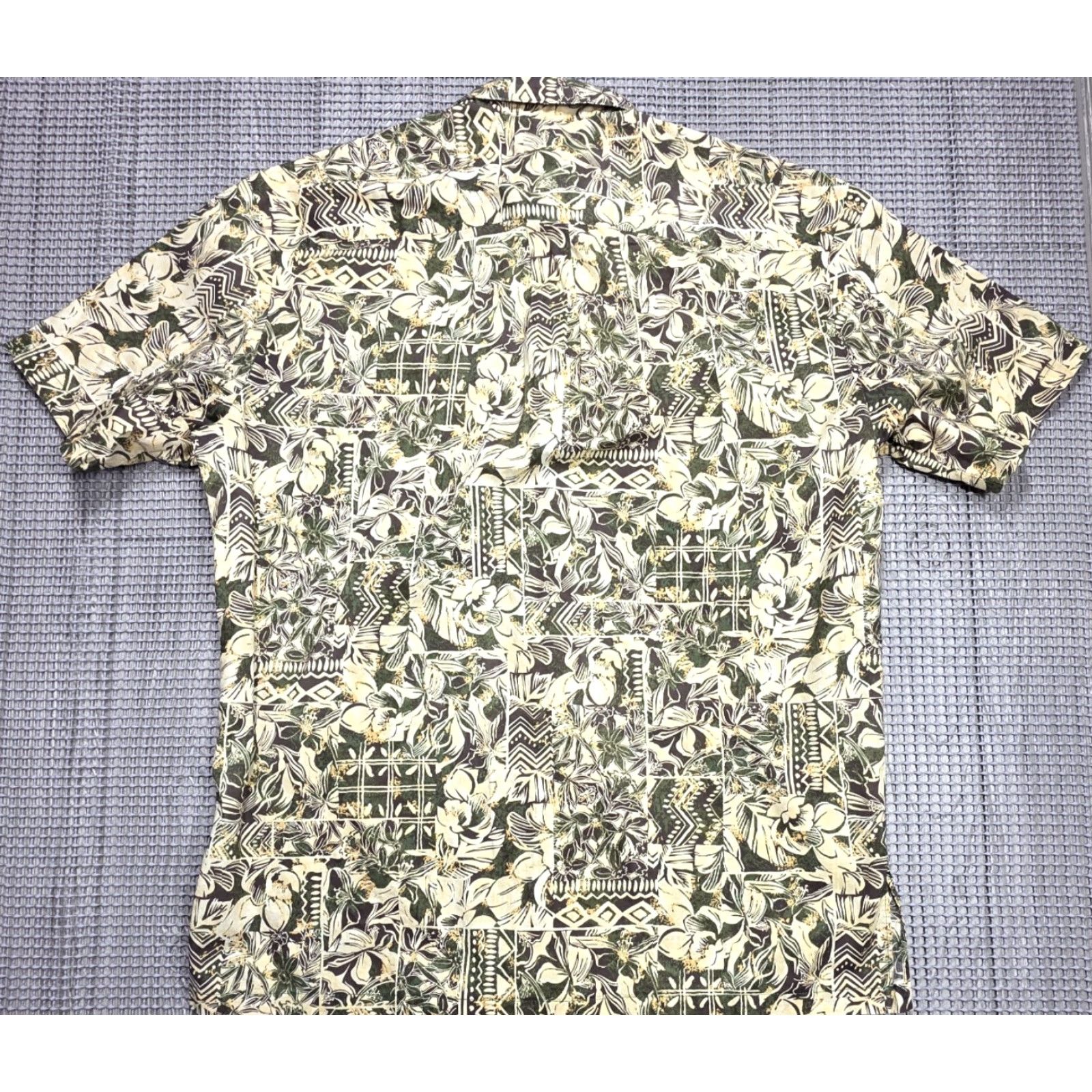 Tori Richard VTG Tori Richard Honolulu Short Sleeve Shirt Mens L Green Cotton Lawn USA Floral Hawaiian Button-Up Fast Shipping Size US L / EU 52-54 / 3 - 6 Thumbnail