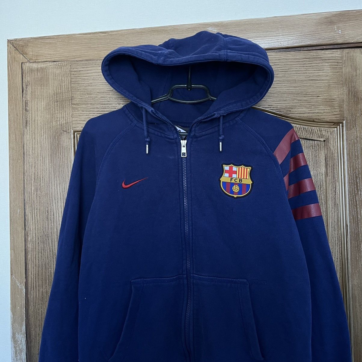 Nike Vintage Nike Barcelona zip hoodie rare Size US M / EU 48-50 / 2 - 3 Thumbnail