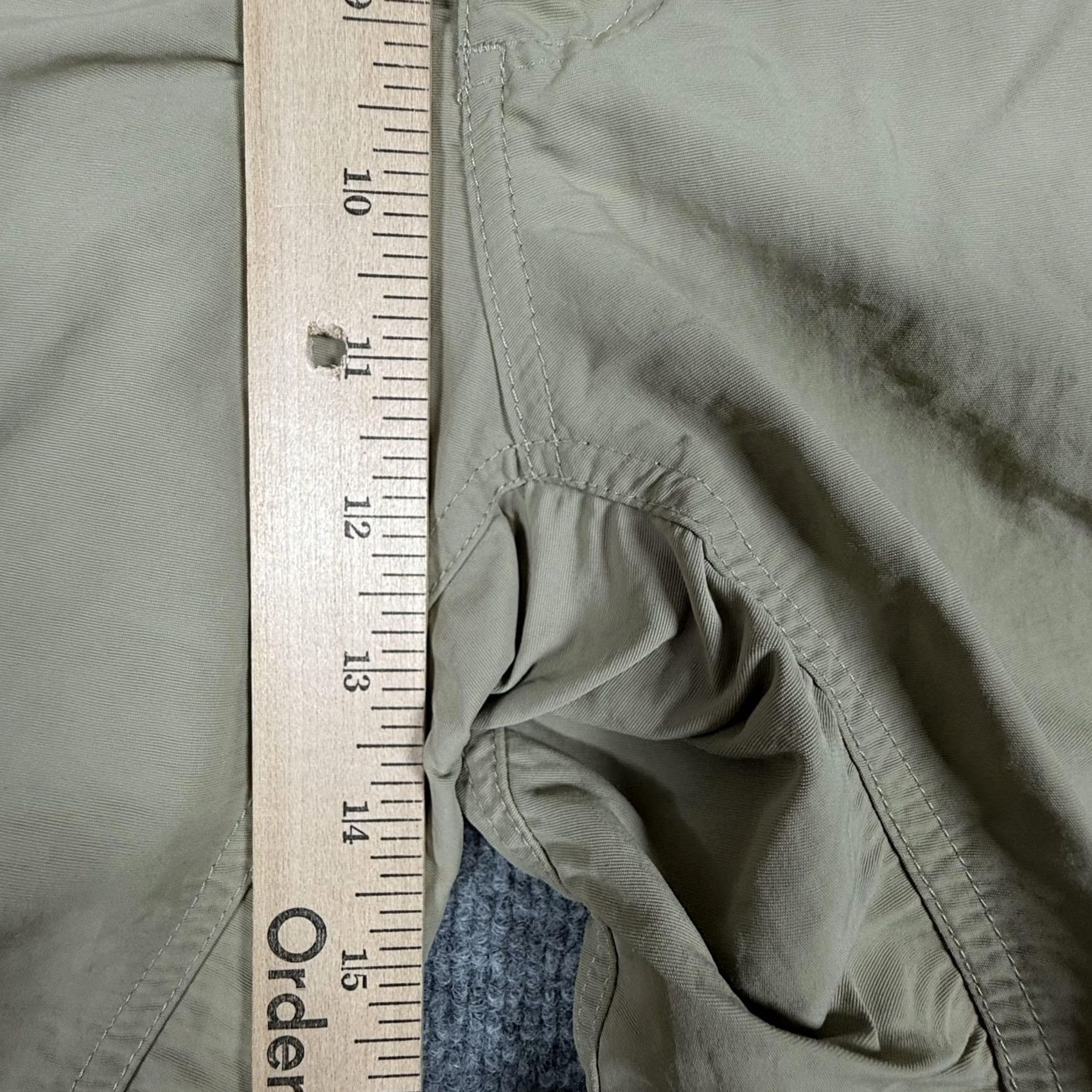 Vintage Cabela's Mens Cargo Shorts 38 Khaki Nylon Outdoor Hiking Belted Pockets Fishing Size US 38 / EU 54 - 6 Thumbnail