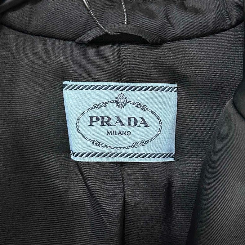 Prada Prada Size 36 Triangle belt down jacket size 36 2502-Next Size US XS / EU 42 / 0 - 5 Thumbnail