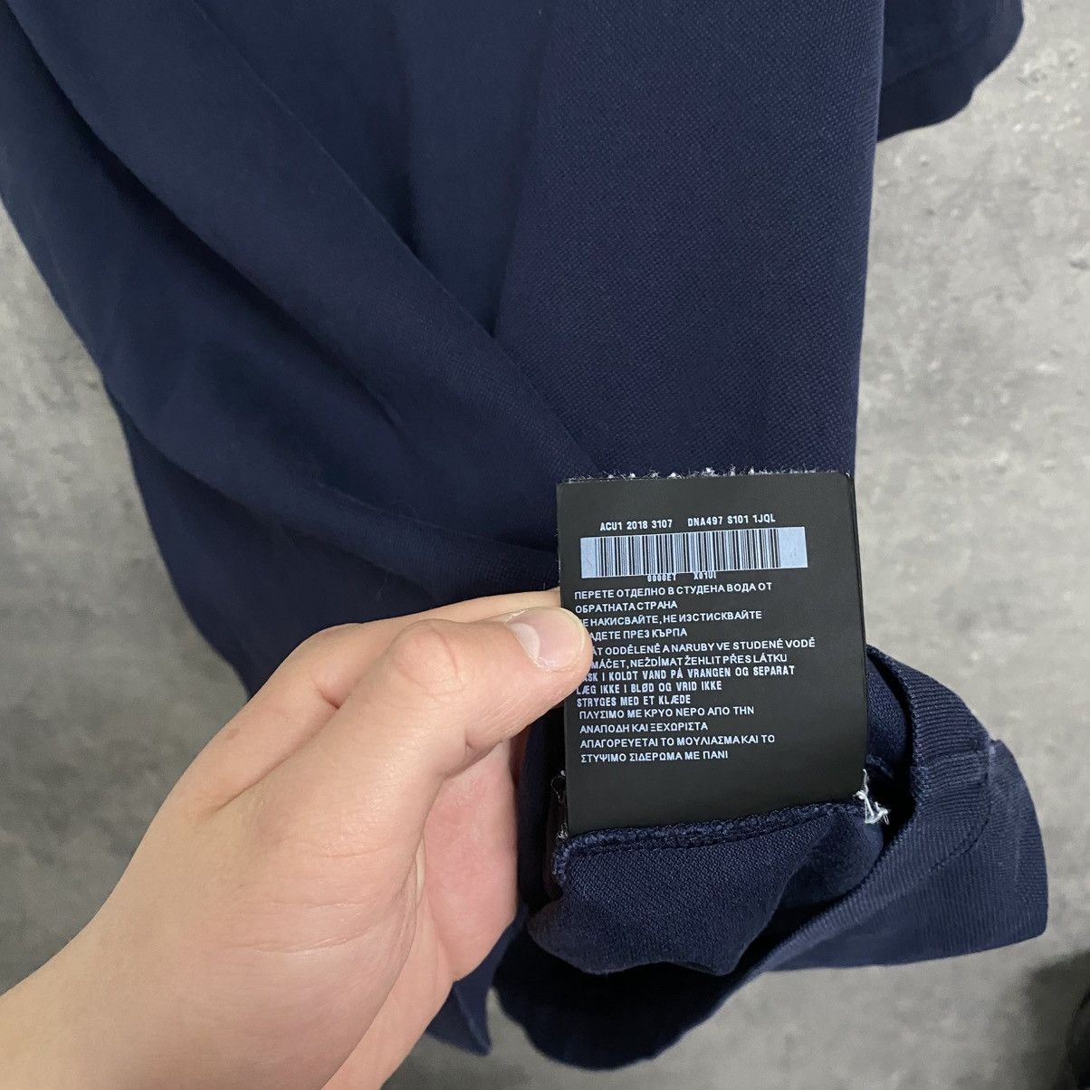 Prada Prada Polo T-Shirt Size US L / EU 52-54 / 3 - 11 Thumbnail