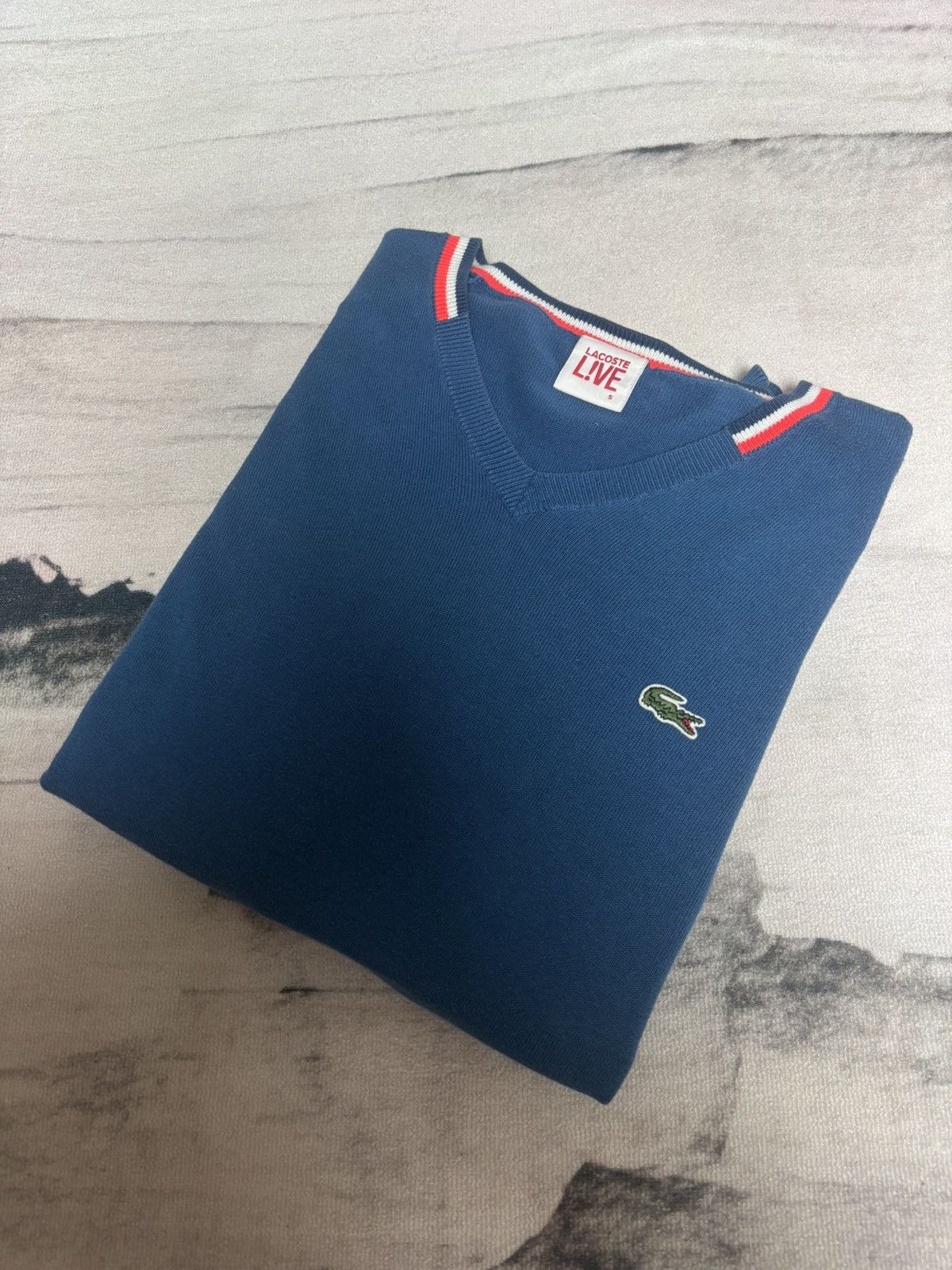 Lacoste Light blue Lacoste v-neck size L Size US L / EU 52-54 / 3 - 1 Thumbnail