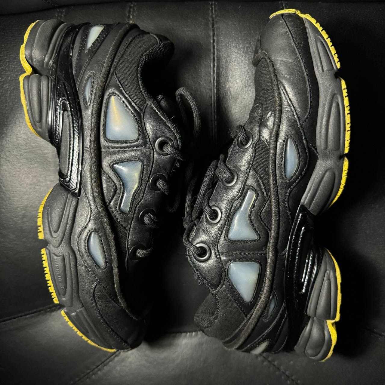 Adidas × Raf Simons 6,5us Adidas Raf Simons Ozweego Corn Black Size US 6.5 / EU 39-40 - 3 Thumbnail