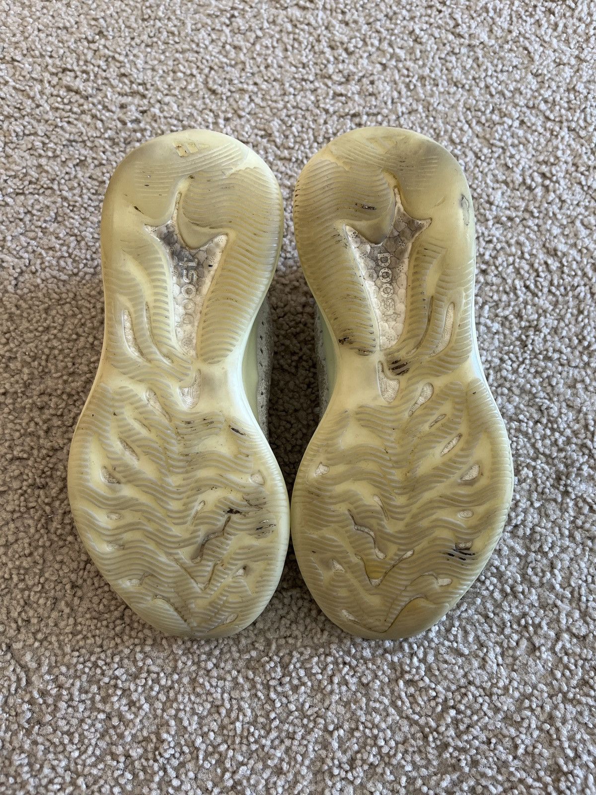 Yeezy Yeezy 360 Calcite Glow Size US 10 / EU 43 - 8 Thumbnail