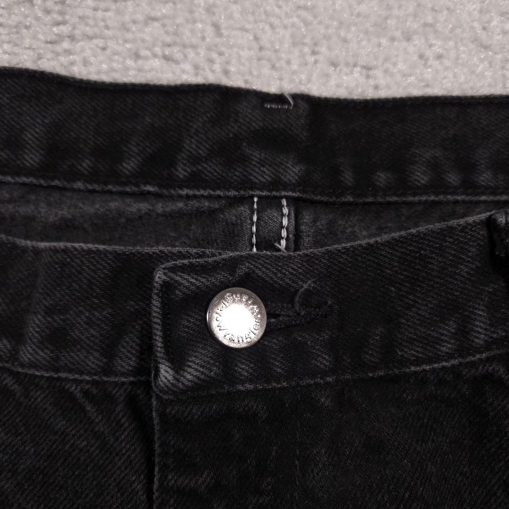 Wrangler Wrangler Jeans Mens 38x34 Black Wash Regular Fit Straight Leg Five Pocket Denim Size US 38 / EU 54 - 5 Thumbnail