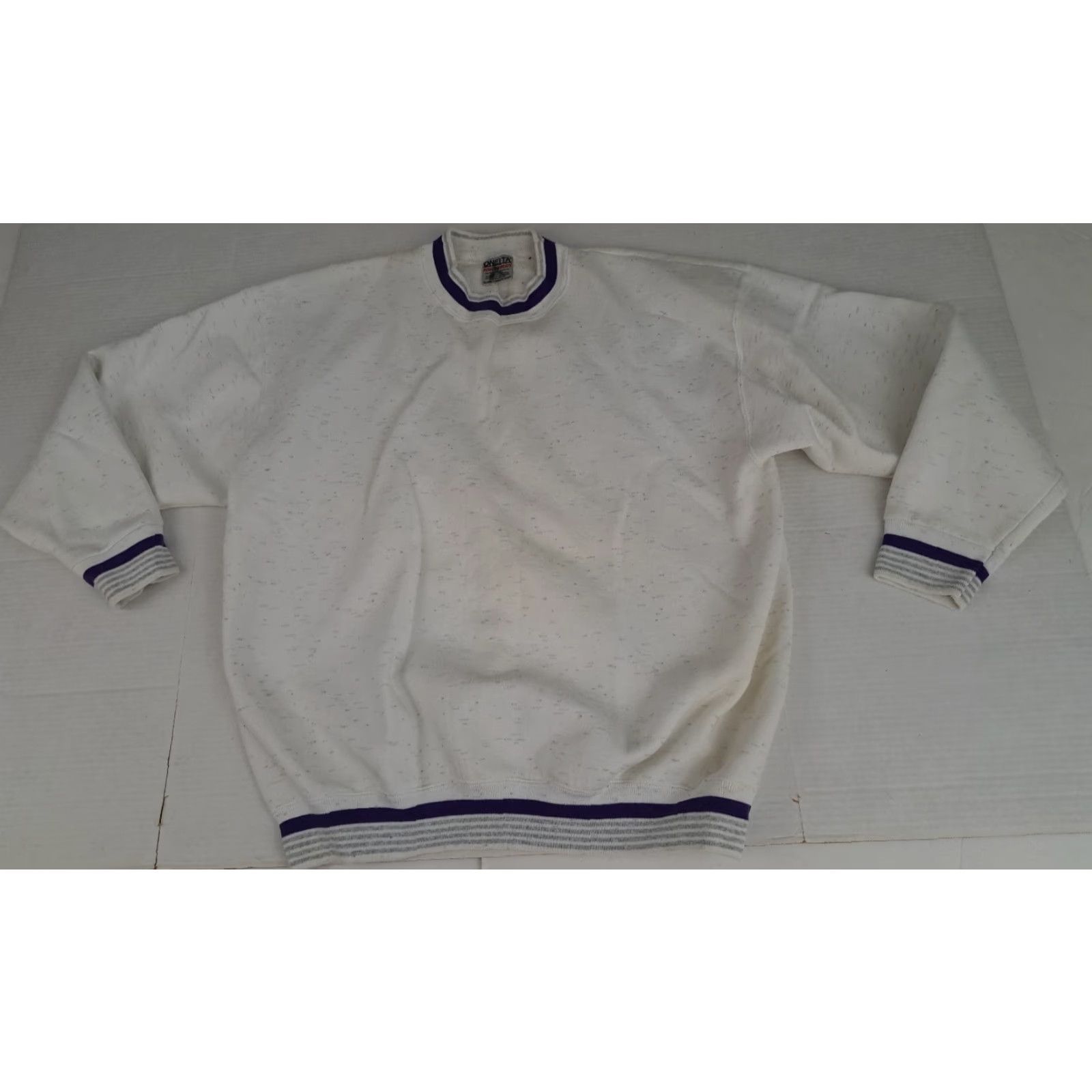 Vintage VINTAGE Oneita Sweatshirt Shirt 2XL Unisex Adults White Cotton Crew Neck Long Sleeve Pullover Canvas Regular USA Made Size US XXL / EU 58 / 5 - 2 Thumbnail