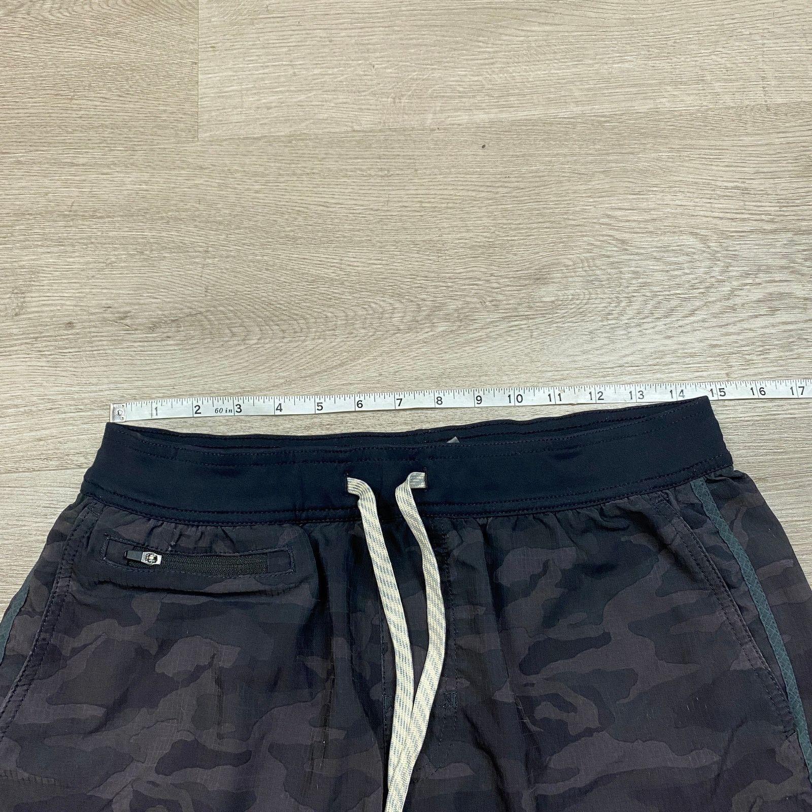Vuori Vuori Stockton Performance Athletic Camo Shorts Men's Medium Size US 30 / EU 46 - 6 Thumbnail
