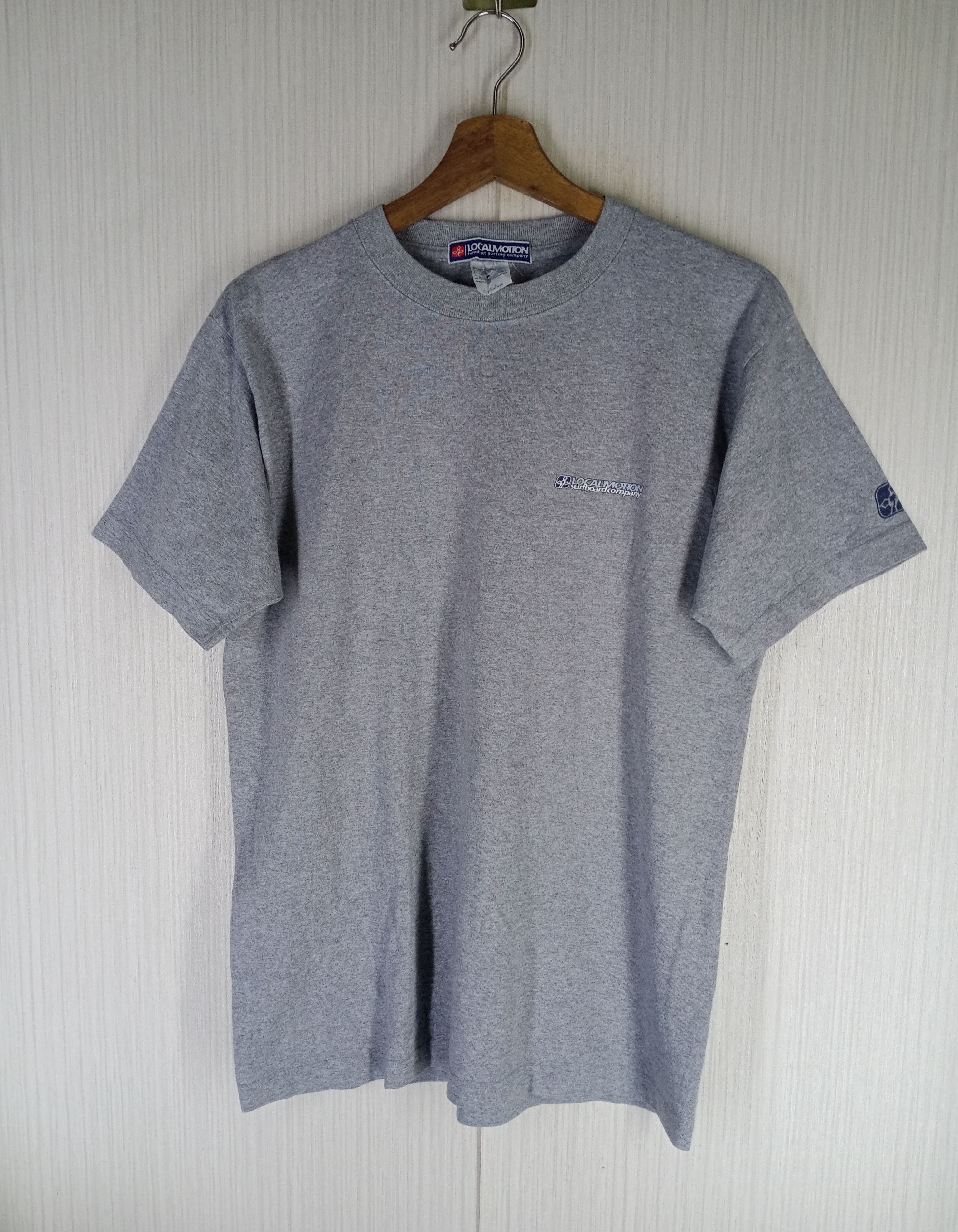 Ripcurl VINTAGE LOCAL MOTION SURFBOARDS COMPANY HAWAII TSHIRT Size US M / EU 48-50 / 2 - 4 Thumbnail
