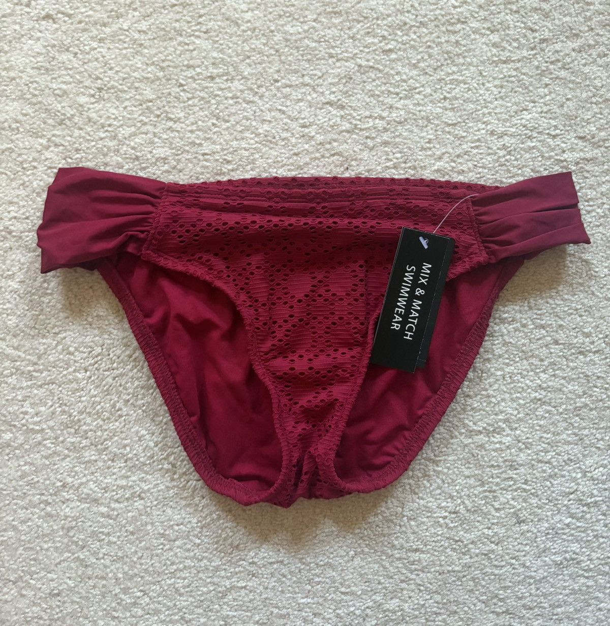 Other Nwt A.n.a Cranberry Bikini Bottom Size Medium Size 30" / US 8 / IT 44 - 1 Thumbnail