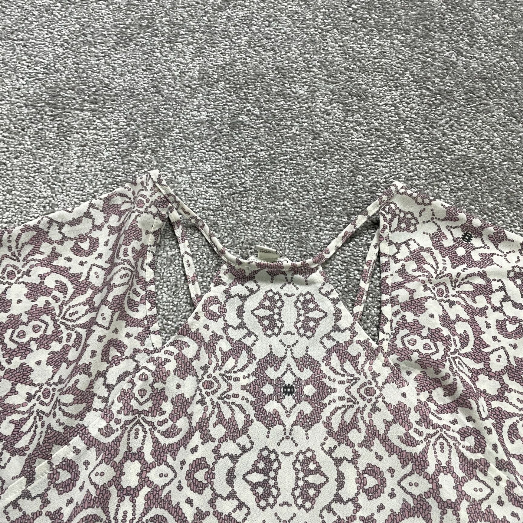 Vintage Cato Blouse Women 2XL Plus Pink Geometric Tunic Long Sleeve V-Neck Polyester Spandex Casual Travel Size XXL / US 16-18 / IT 52-54 - 4 Thumbnail