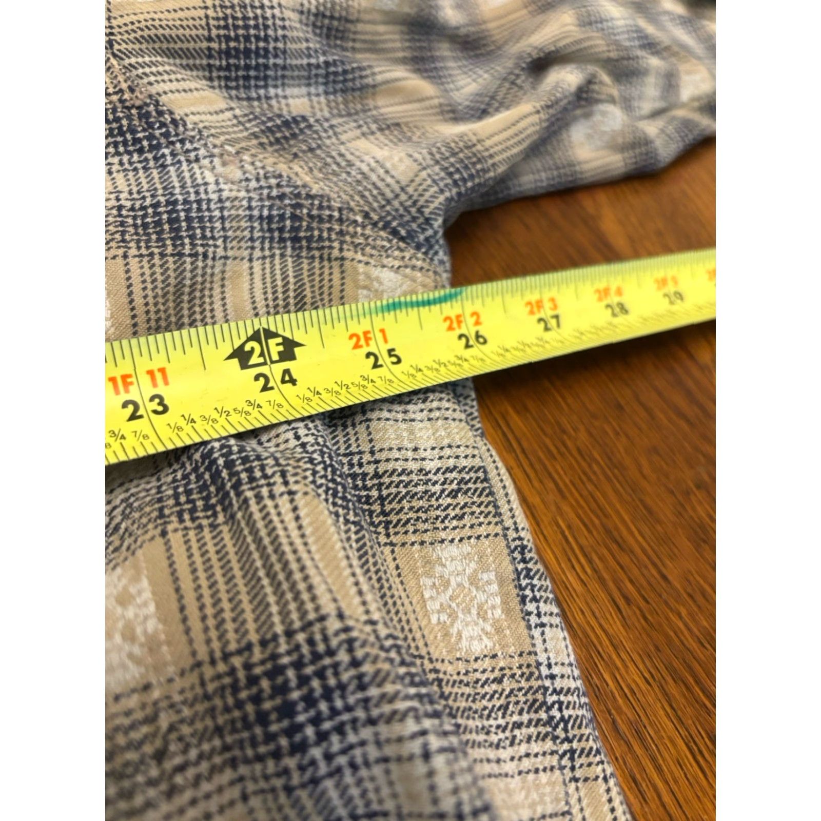Levi's VINTAGE Levi's Button-Up Flannel Shirt XL Plaid Cotton Heavy Blue Beige 90s Casual Men Regular Long Sleeve Logo Pockets Size US XL / EU 56 / 4 - 4 Thumbnail