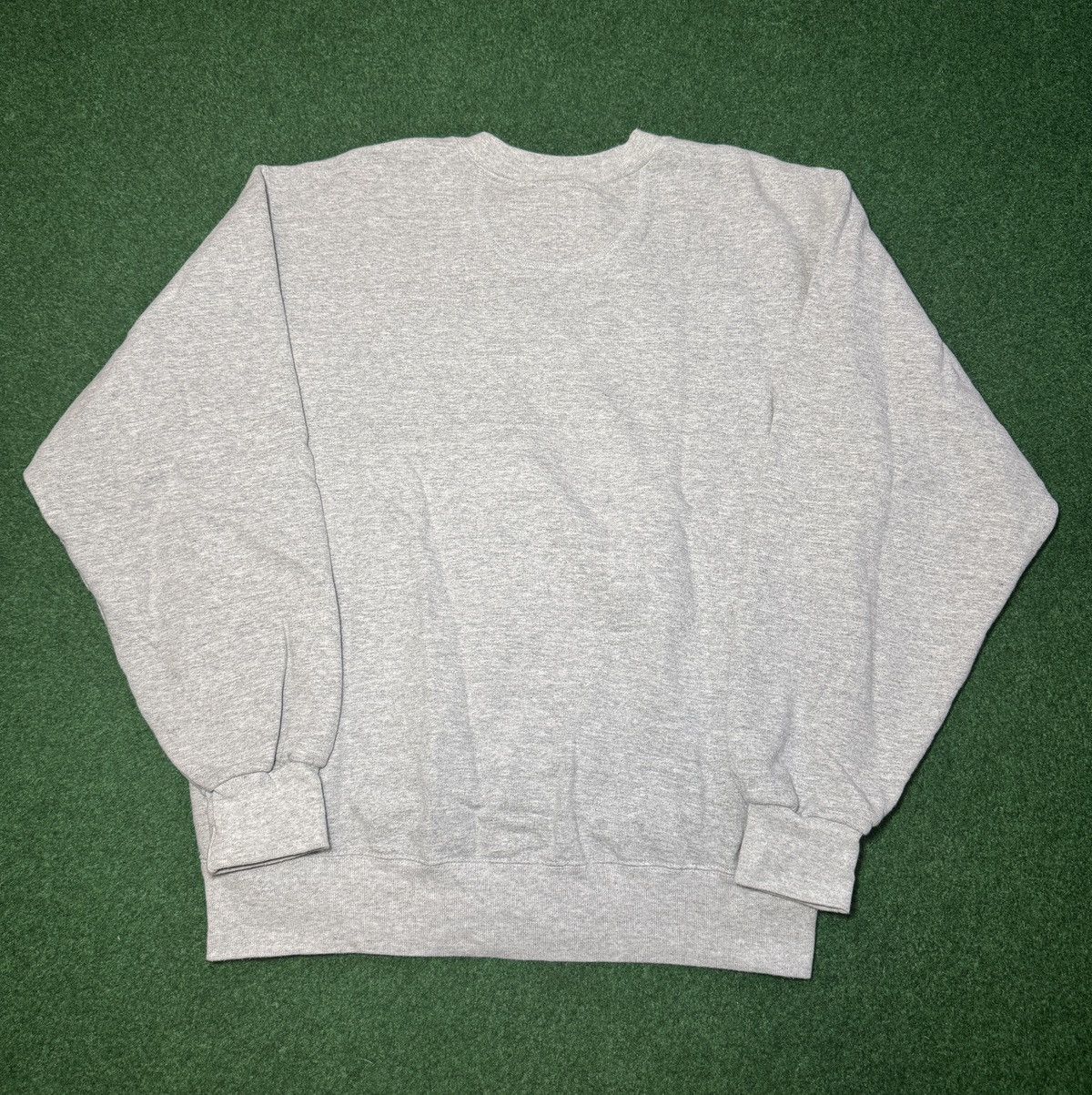 Russell Athletic Vintage 90s Russell Athletic Gray Minimalist Sweatshirt Size US L / EU 52-54 / 3 - 5 Thumbnail