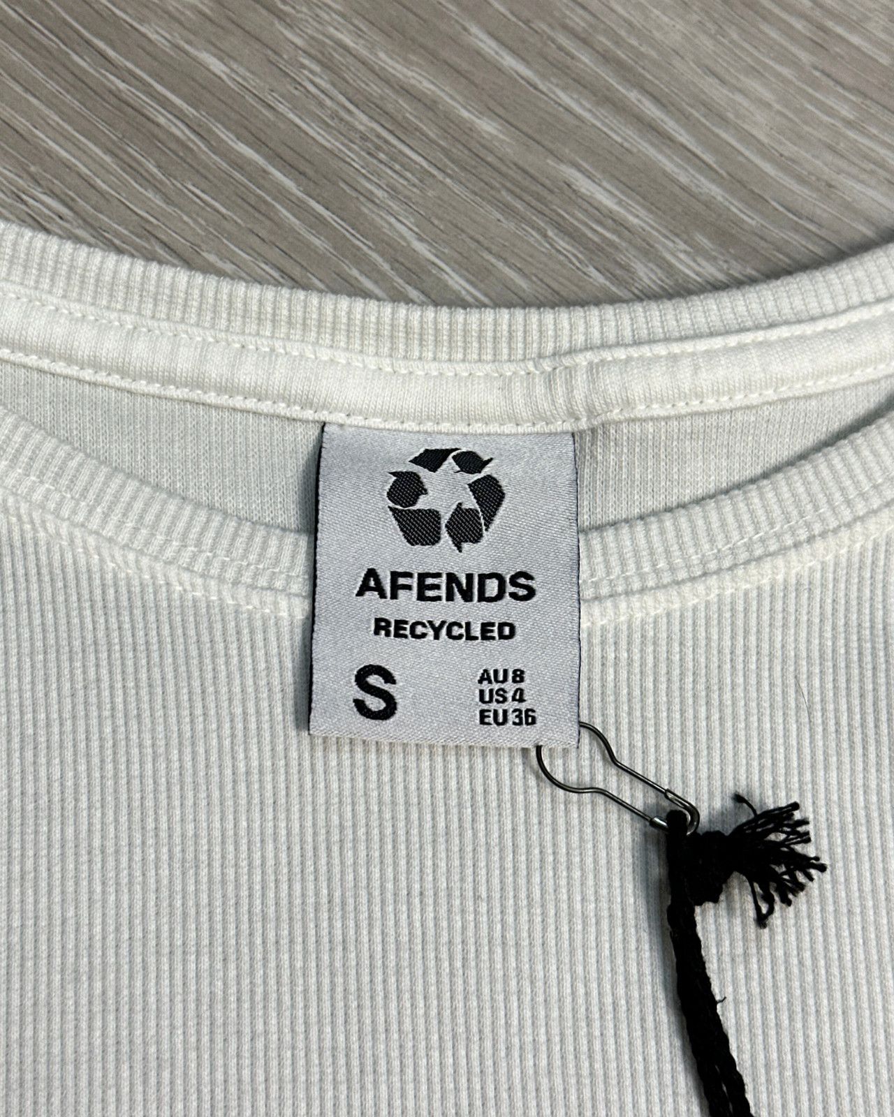 Afends NWT Afends - Harlow Recycled Cropped Ribbed Long Sleeve - S Size S / US 4 / IT 40 - 6 Thumbnail