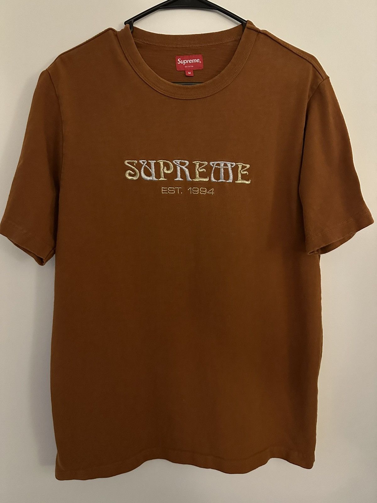 Supreme Supreme Nouveau Logo Embroidered Tee Size US M / EU 48-50 / 2 - 1 Thumbnail
