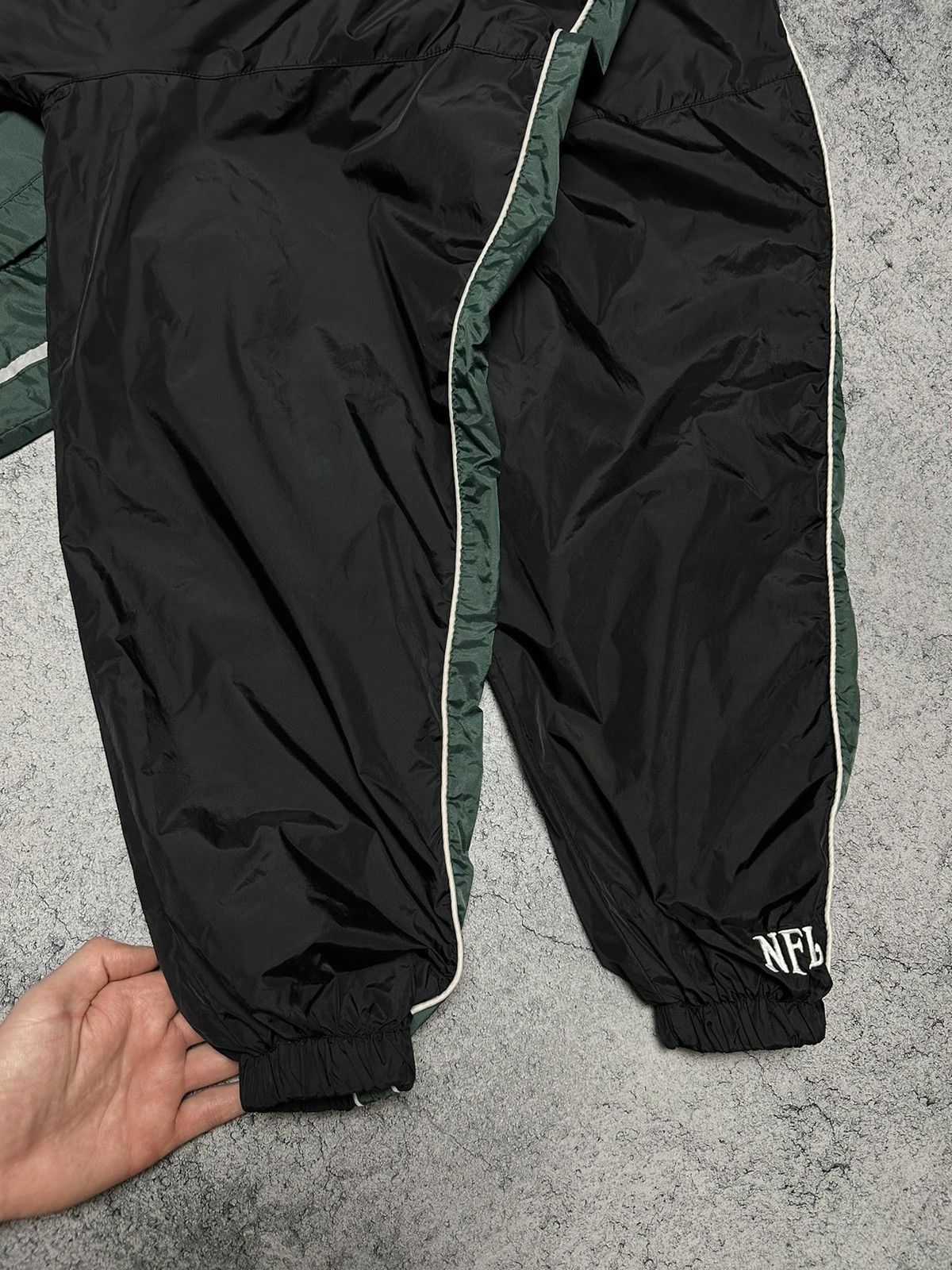 NFL Vintage New York NY Jets Nylon Jacket Size US XL / EU 56 / 4 - 8 Thumbnail